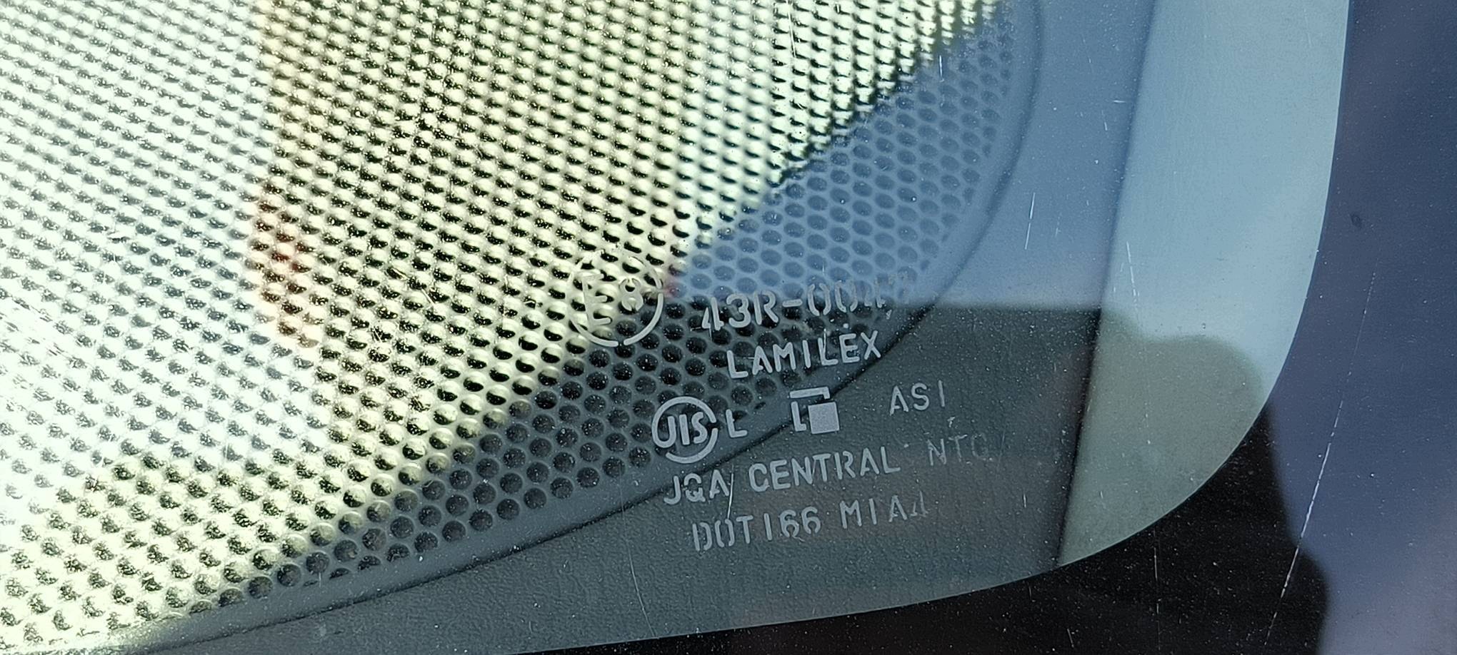 FENSTER vorne CZOLOWA SUZUKI IGNIS und