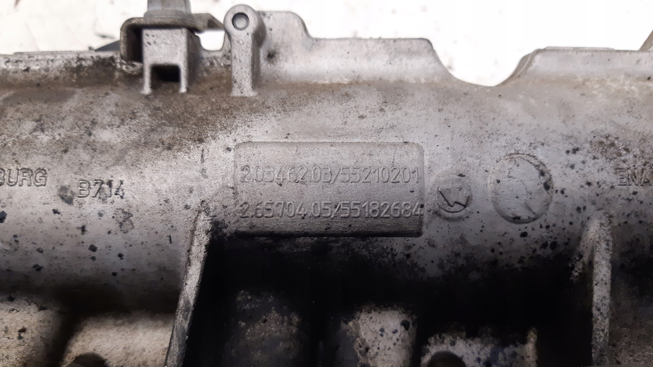 intake manifold 55210201 Opel Vectra C LIFT