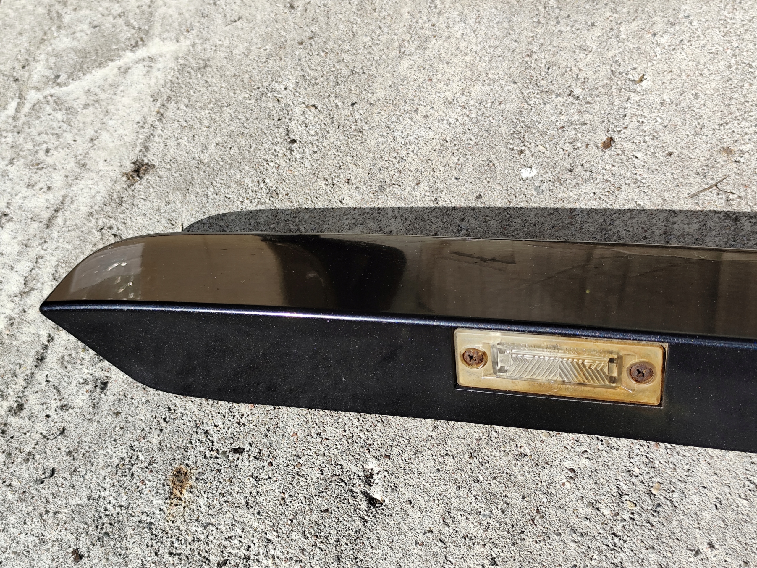 VW T5 Couverture Moulage Éclairage plaque d’immatriculation skrzydelka Noir