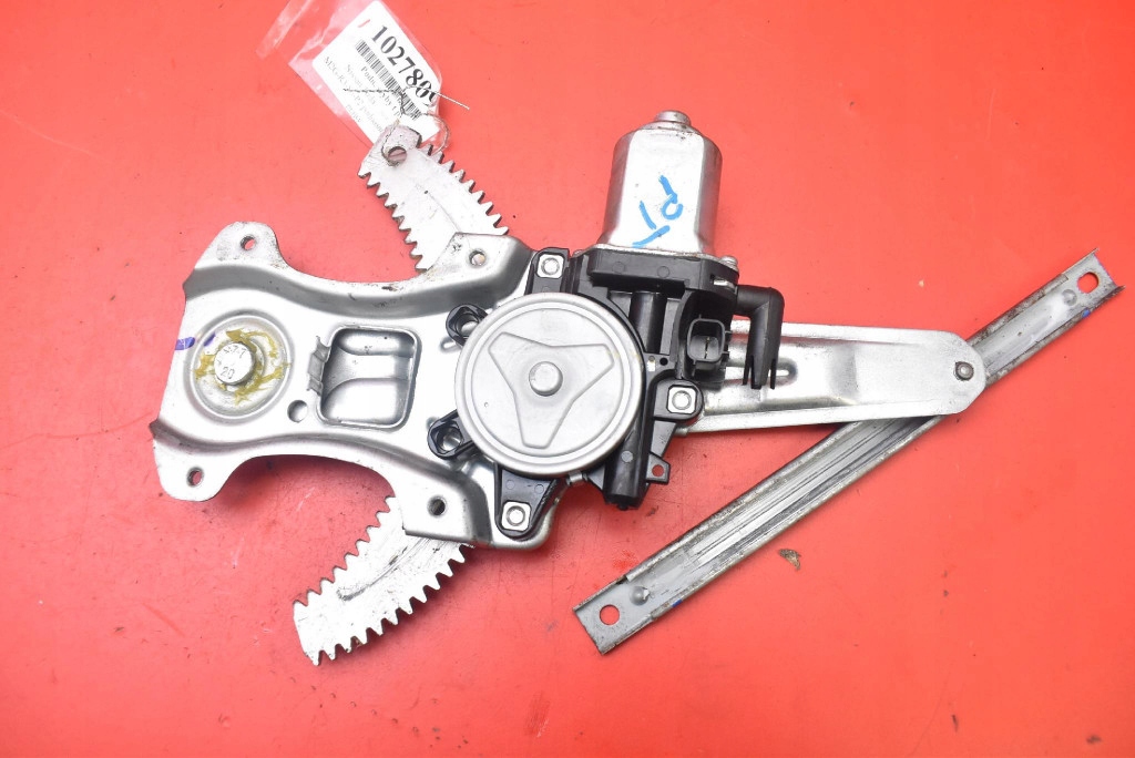 window regulator right rear part EU 82730AX00A NISSAN TIIDA 1 and HB 04-08