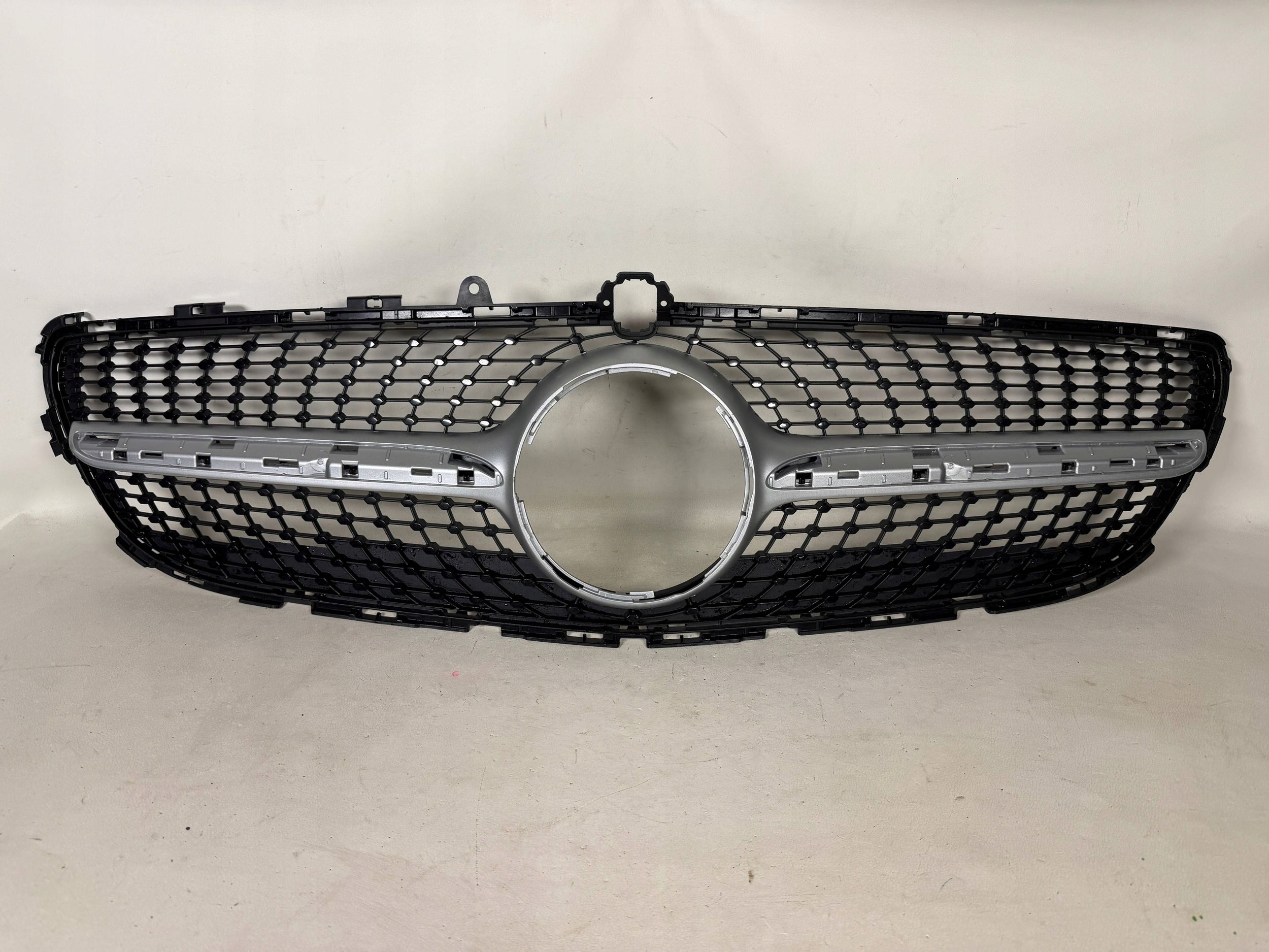 Mercedes-Benz CLS C218 AMG 2188850700 front PREKLADgrill front front