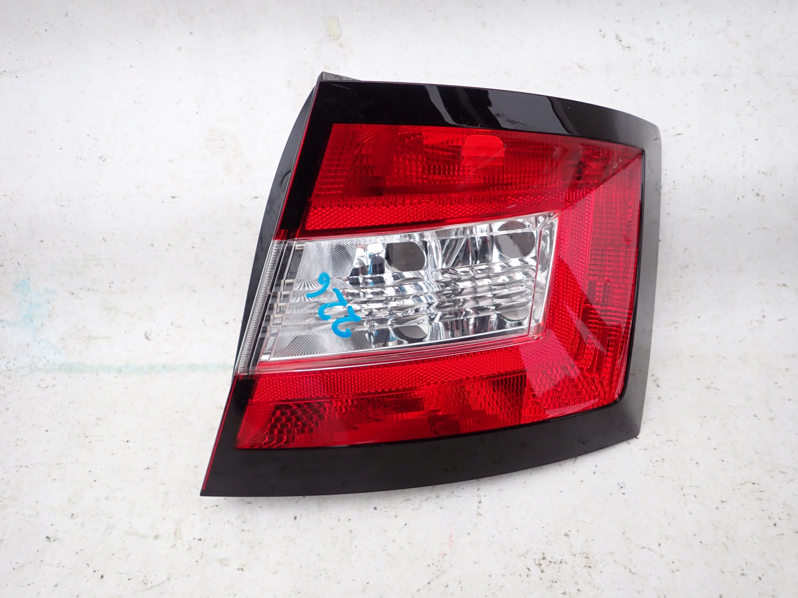 SKODA FABIA III HB 14- light right rear part rear