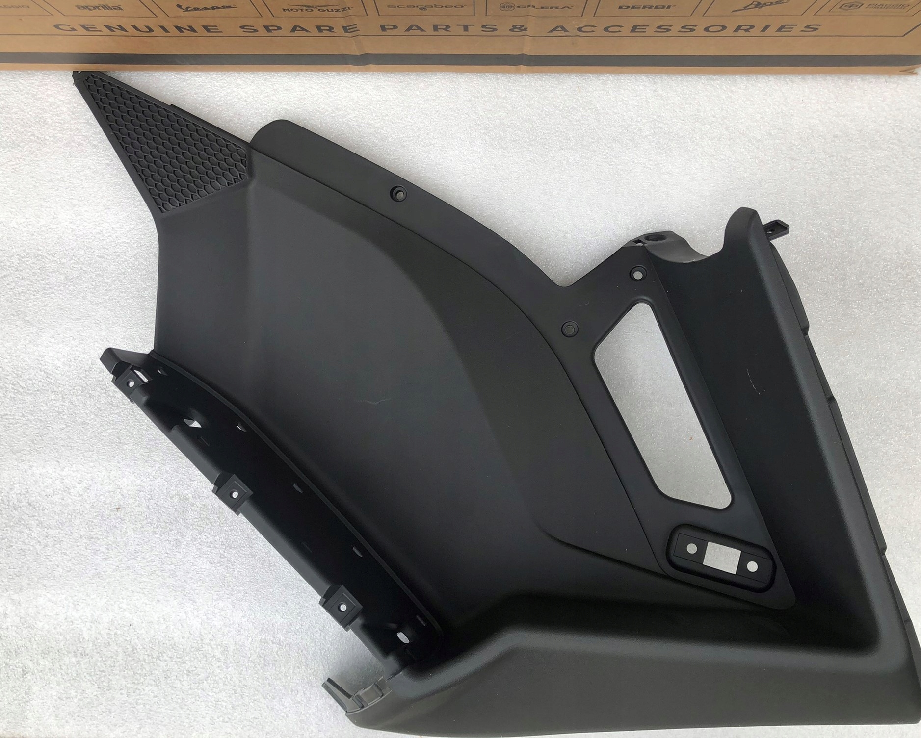 Aprilia Srv 850 Gilera Gp 800 podlaha pravá plošina pravá