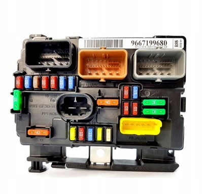 MODUŁ SKRZYNKA BSM C2 C3 DS3 207 1007 OE 6500HV Numer katalogowy części BSM-00 R09 9664997880 6500HV