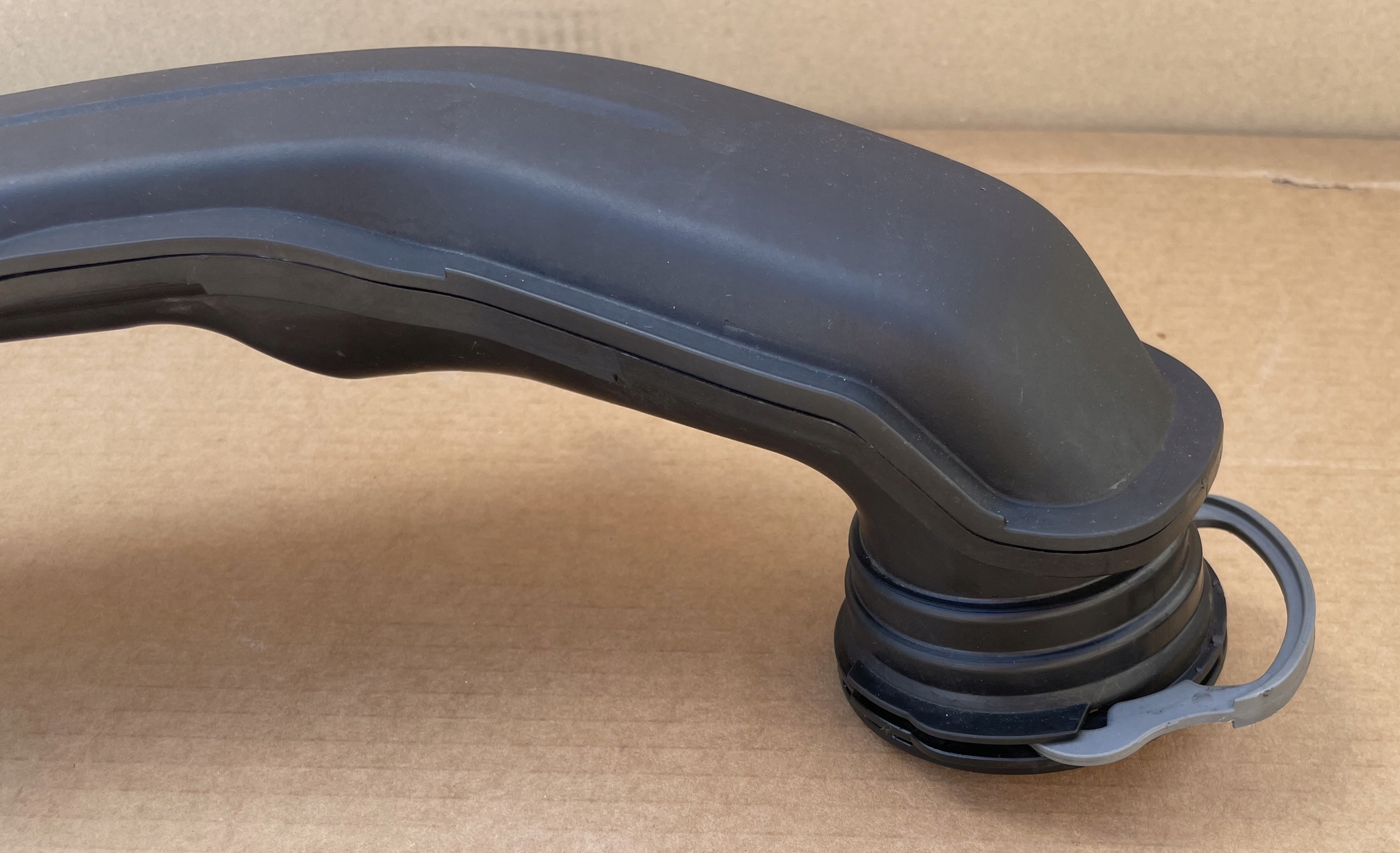 pipe 05E145673AE VW SKODA original IDEAL