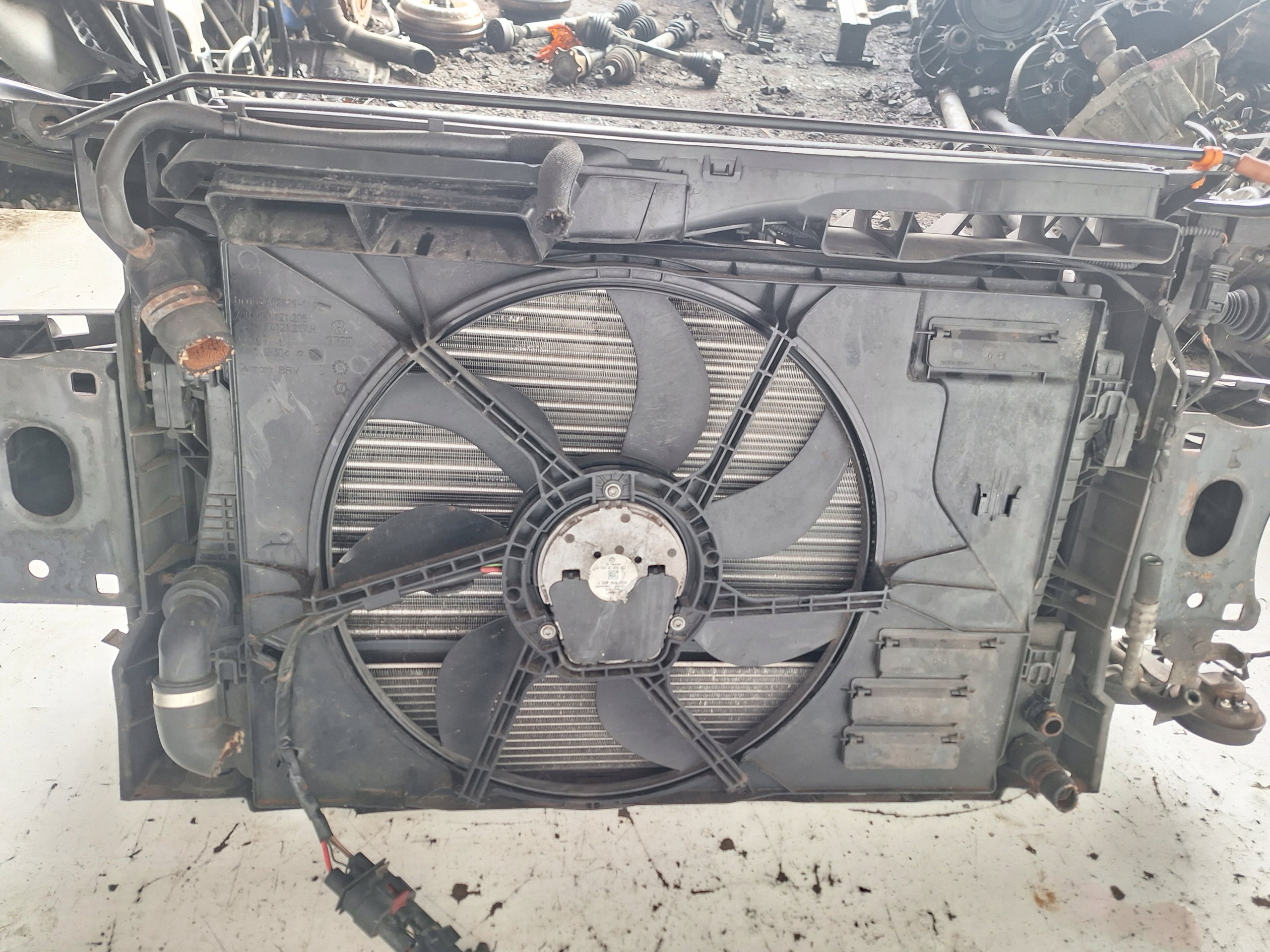 SEAT LEON III 12-17 support panel for radiators 1.6 TDI