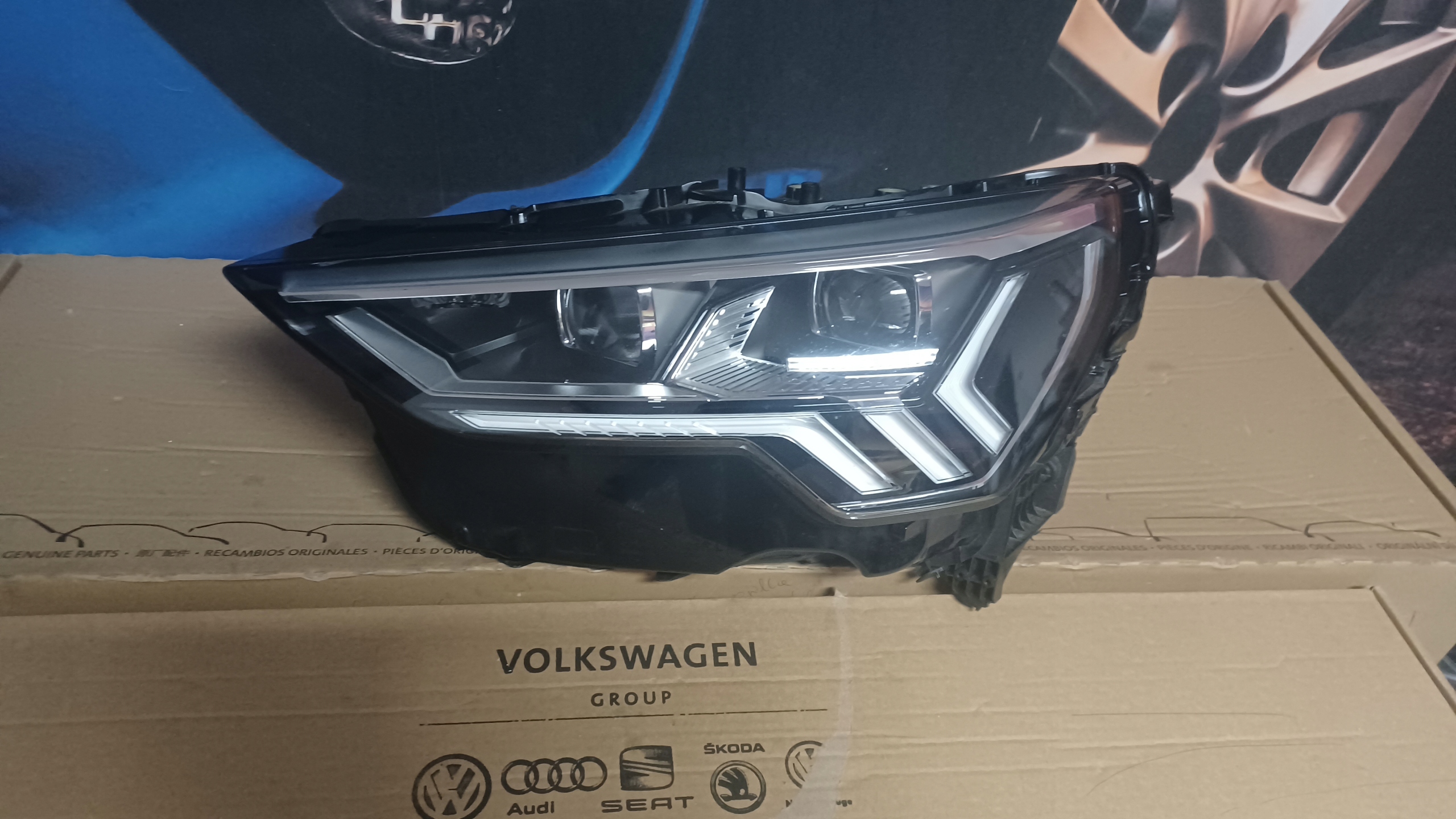 Frontscheinwerfer Audi Q3 83A941035Q Matrix LED Links Scheinwerfer Headlight - Thumbnail 1