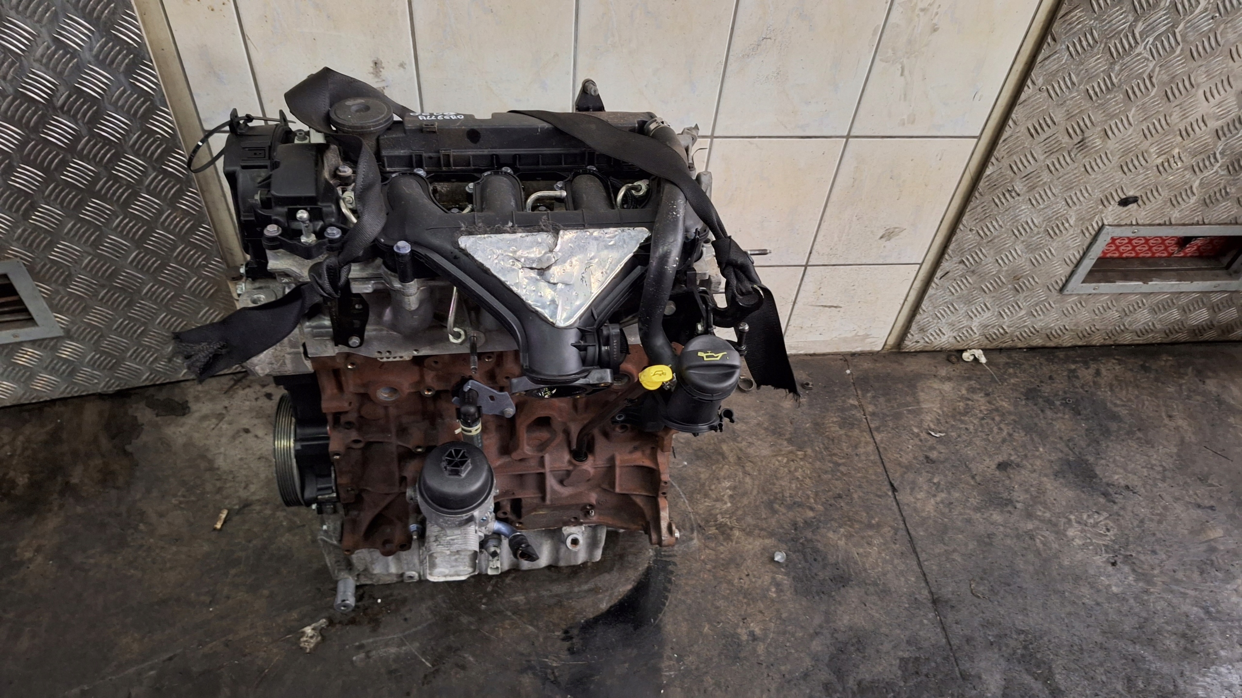 engine VOLVO V50 C30 2.0D G6DB 136KM