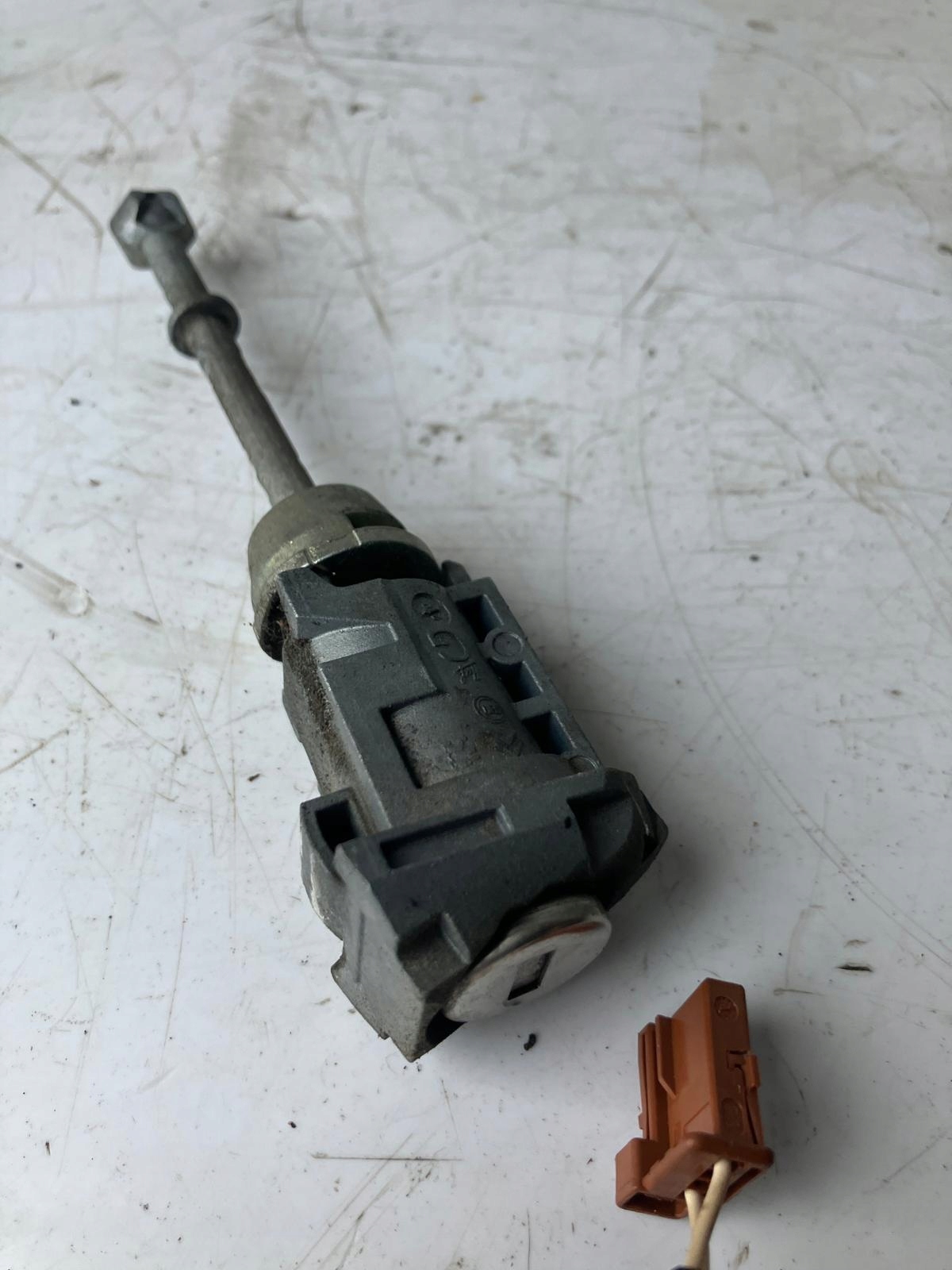 Allumage Insert Clé PILOT OPEL CORSA F 9811802177