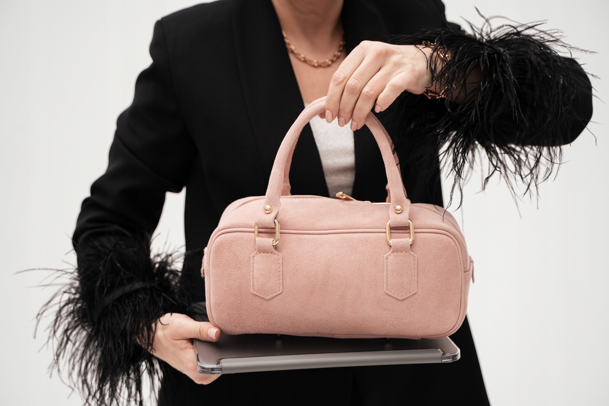 Dámská semišová kabelka Michela-M Růžová