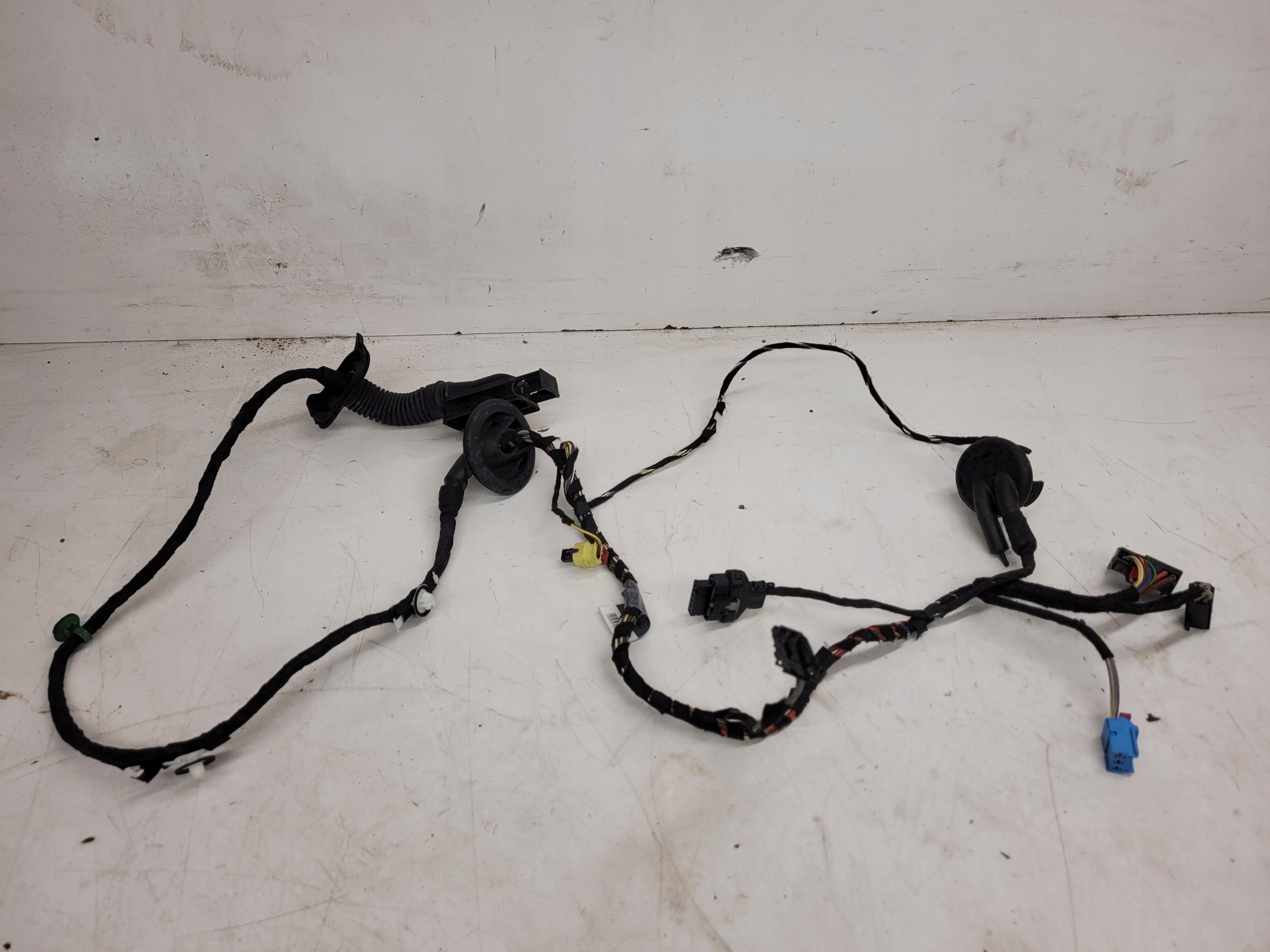 bundle door right front AUDI A3 8V 3-D 8V3971030