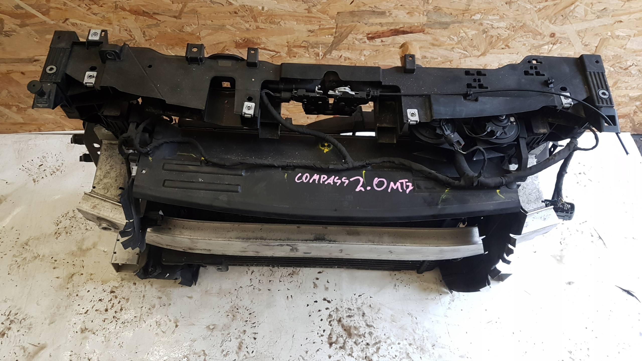 JEEP COMPASS 2.0D M-JET 2018 PAS PRZEDNI KPL