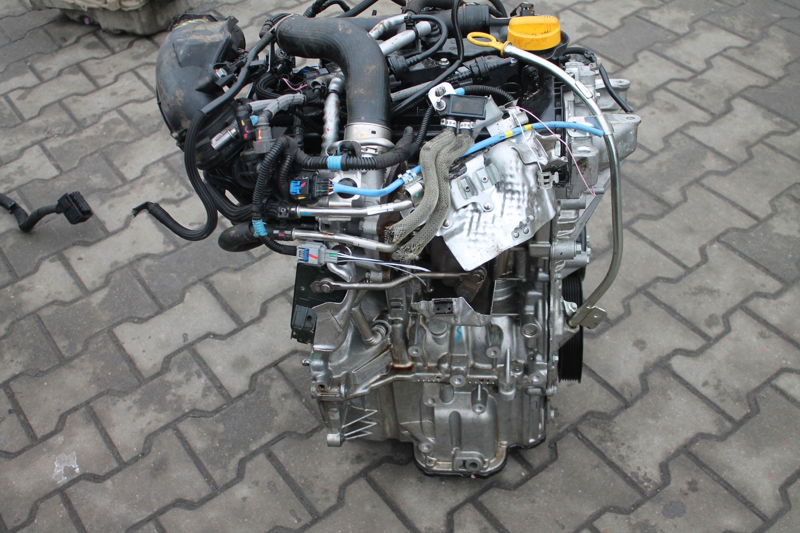 engine complete DACIA RENAULT NISSAN H4DF480 40TYS KM