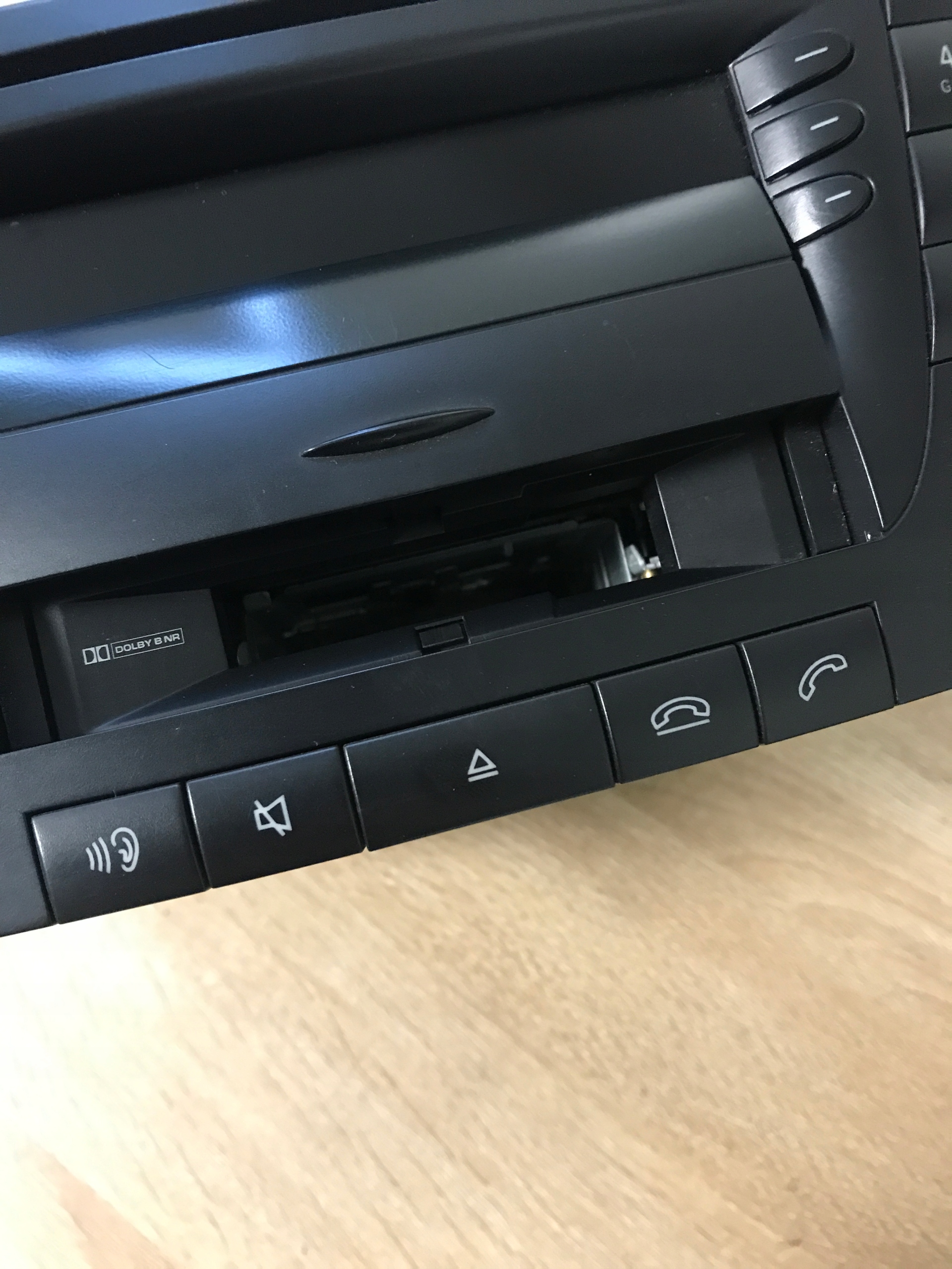 RADIO CD MERCEDES W211 A2118200979