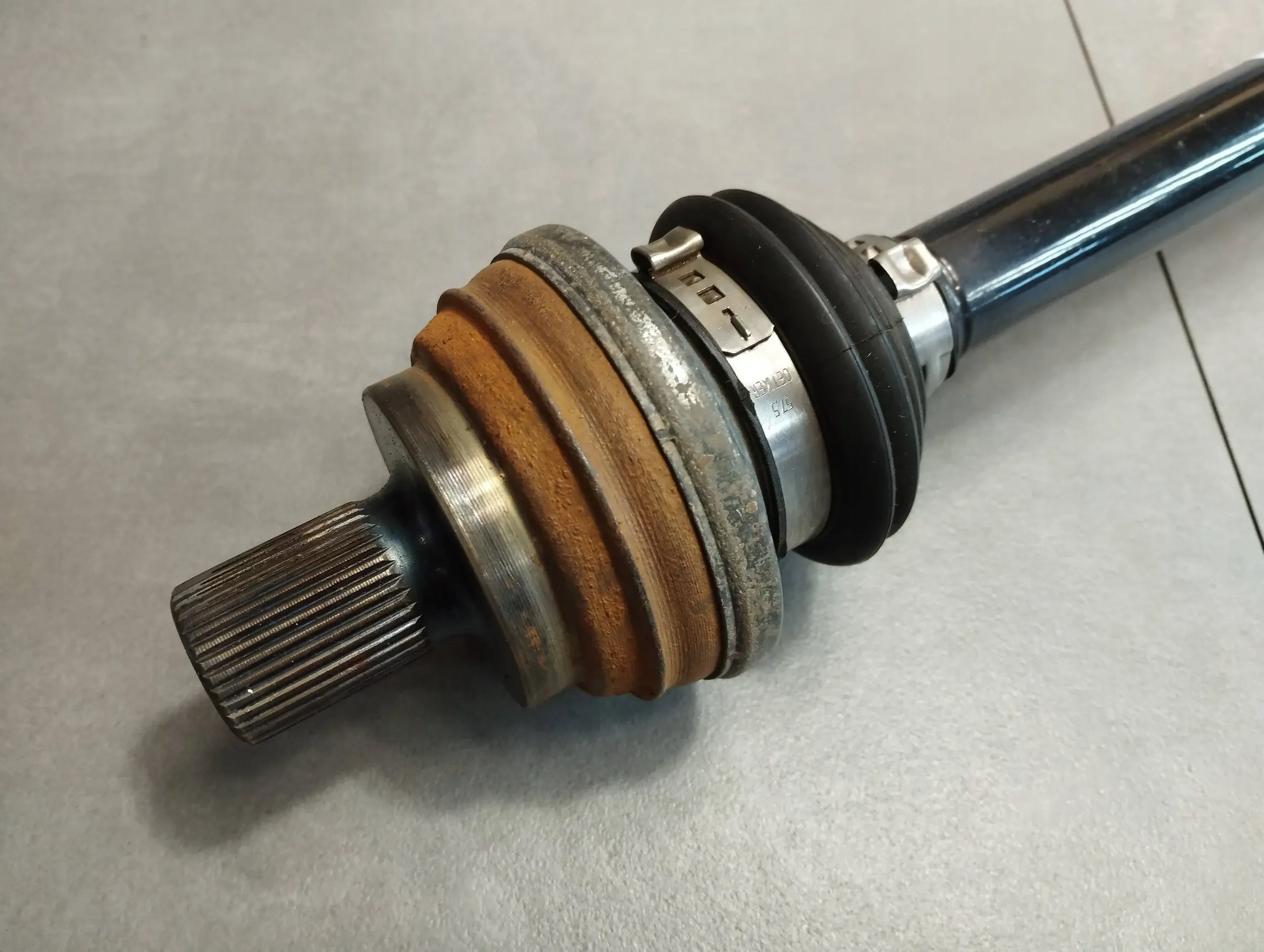 VW Golf VII R 2.0 TFSI semi-axis right rear part 5Q0501204A