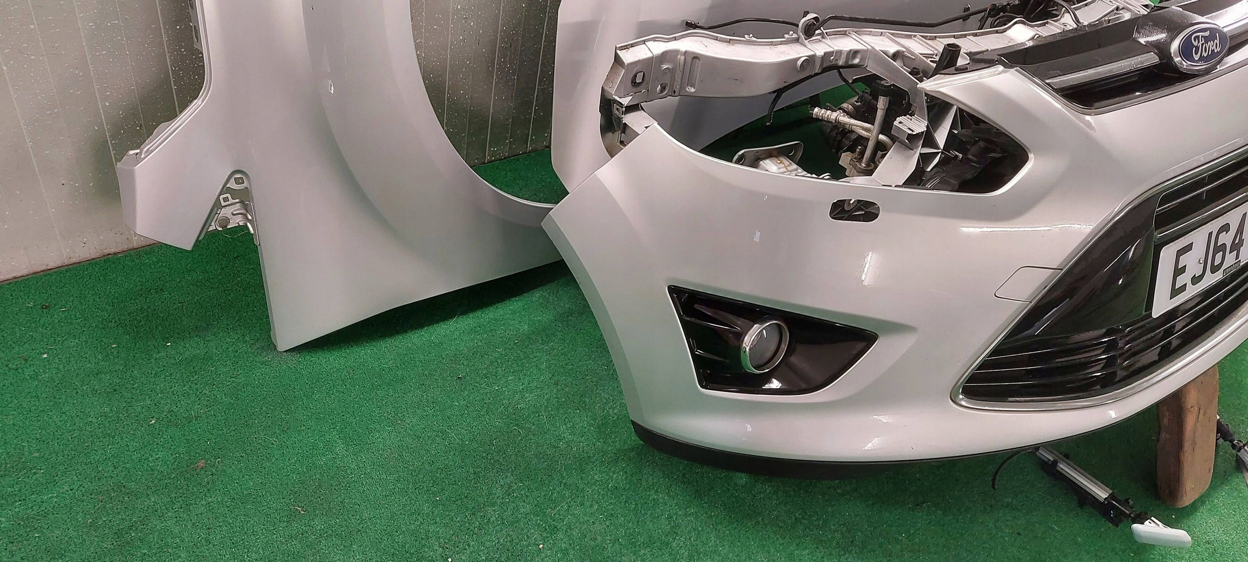 bumper front +washers FORD C-MAX MK2 10-15 LAK: OA 0A