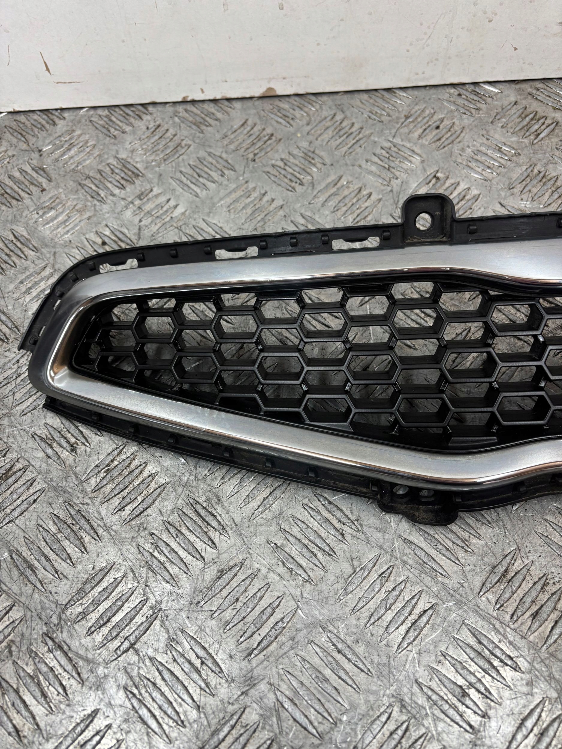Grille KIA PICANTO II 863511Y000