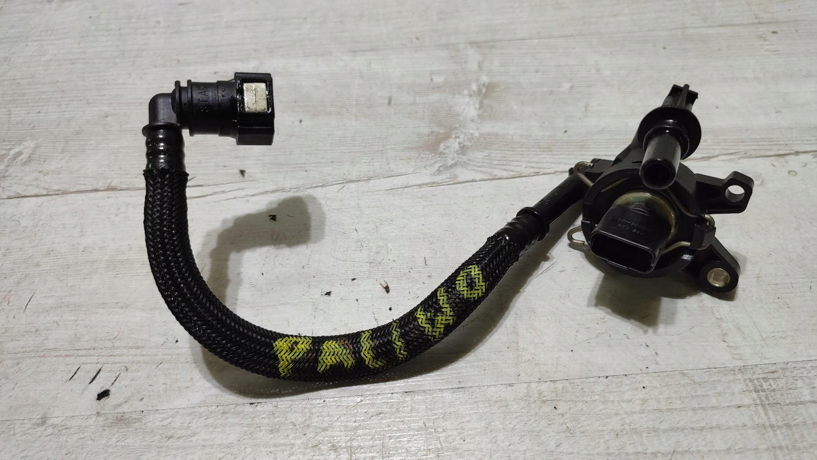 Sensor Sensor des Kraftstoffsbehälters 1.6 HDI Peugeot 308 II T9