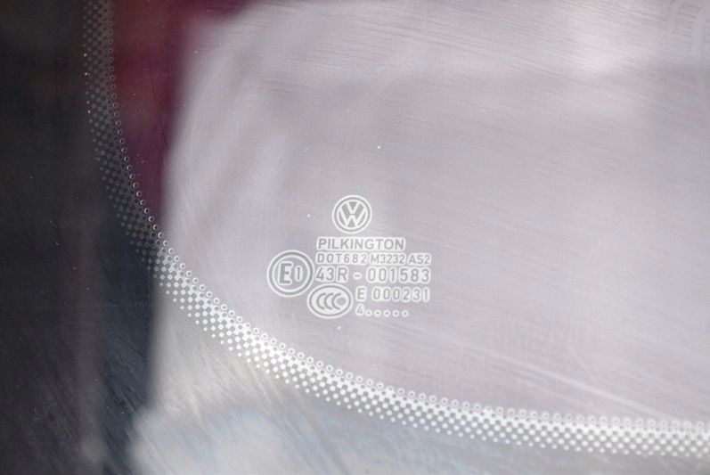 SZYBA KAROSERYJNA PRAWA TYŁ VW CADDY 3 III 04R Numer katalogowy części VOLKSWAGEN