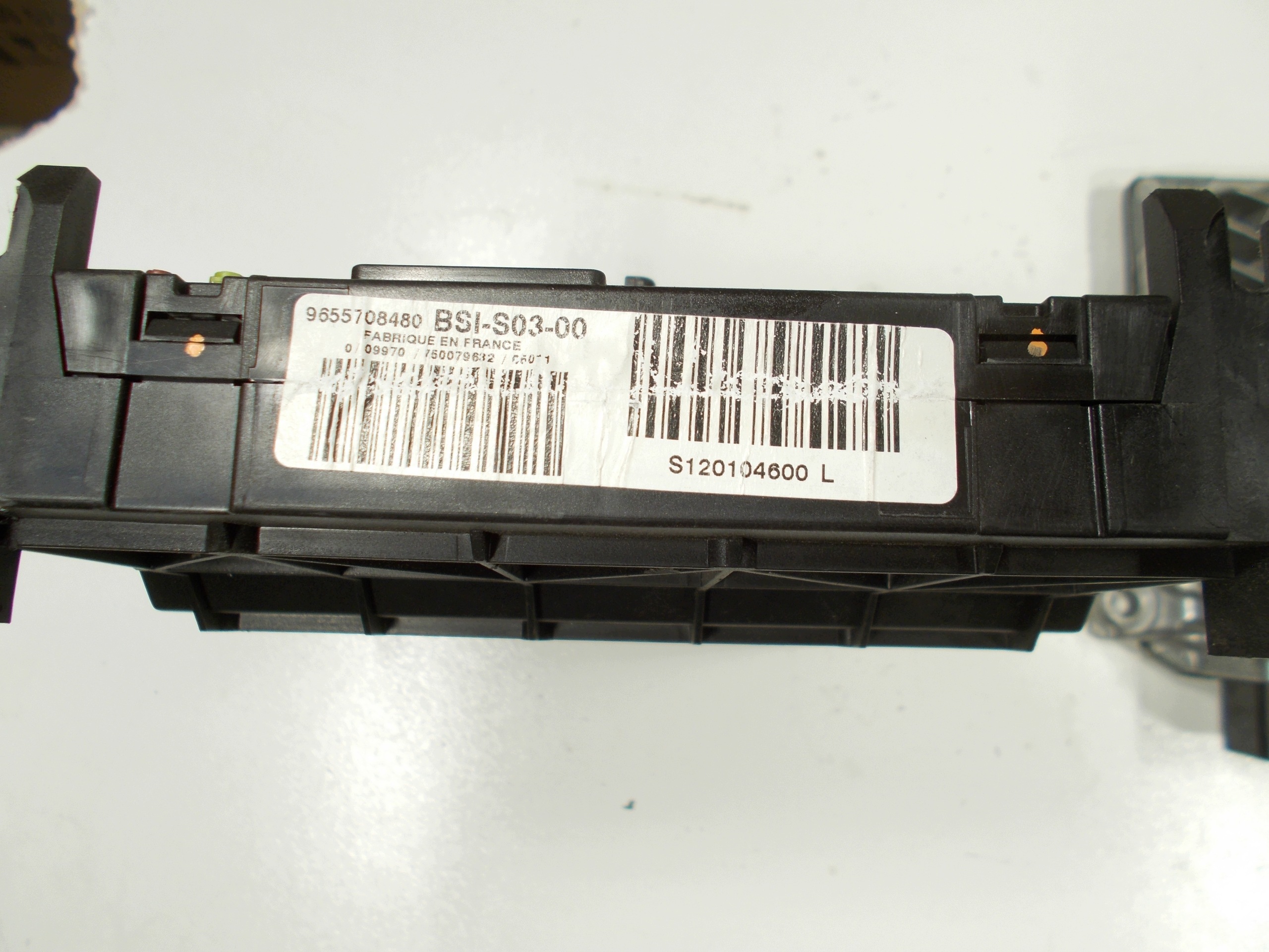 computer running board IMMO key PEUGEOT 407 HDI 5WS40196F-T 9656171280