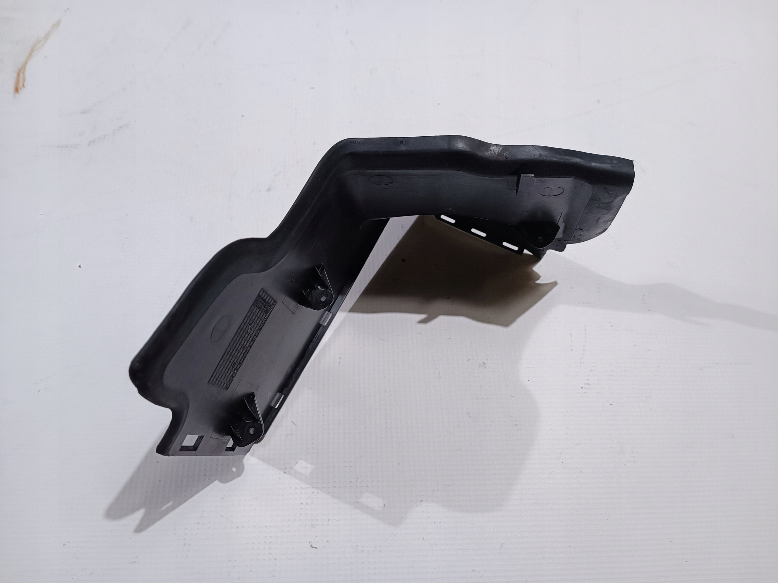 cover spoiler lights rear part right Dodge Challenger 2008-2014