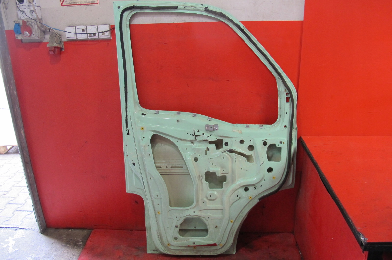 IVECO DAILY 3 III 99- door left front front IC365