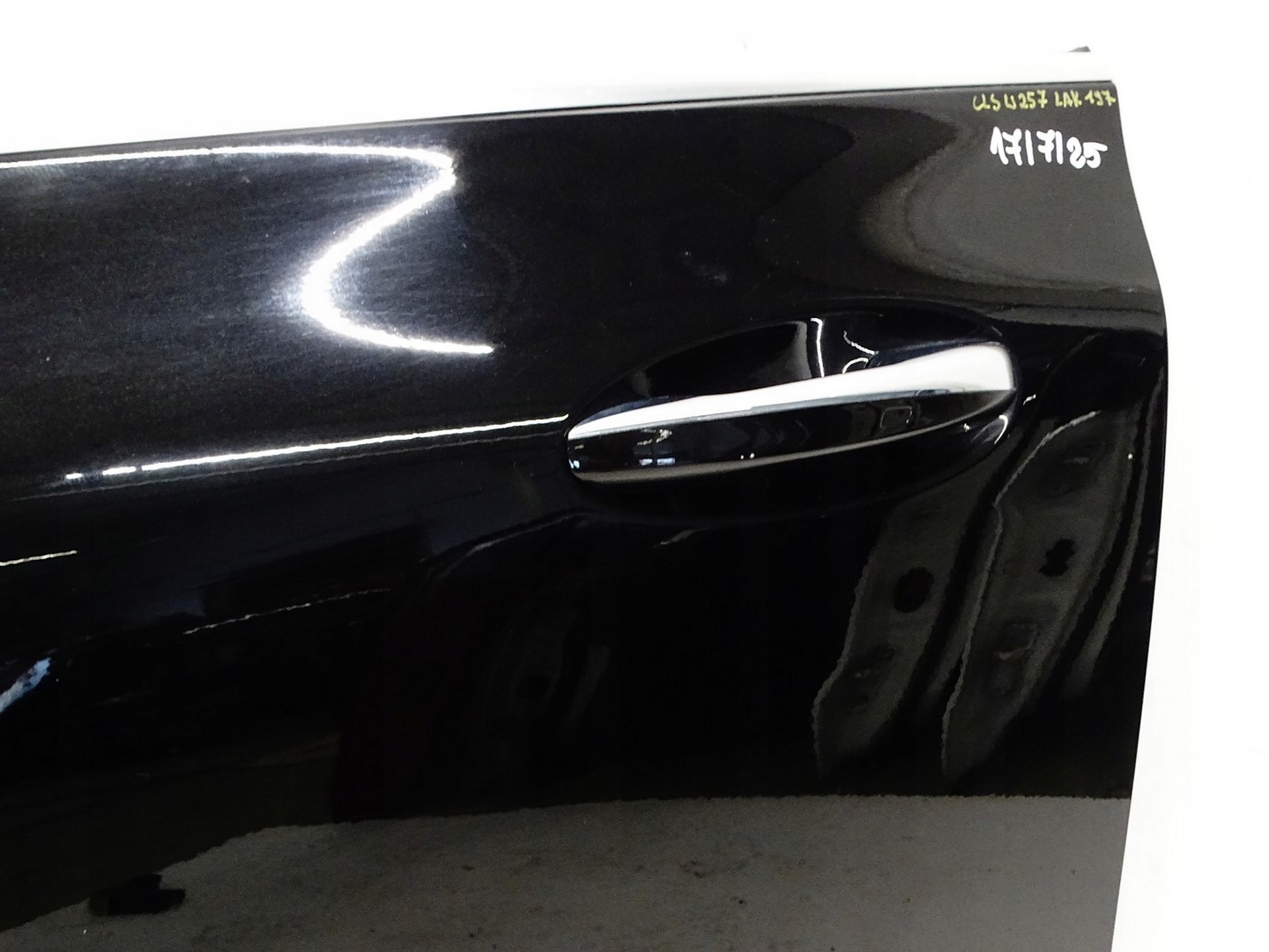 door front left front 197 MERCEDES CLS W257