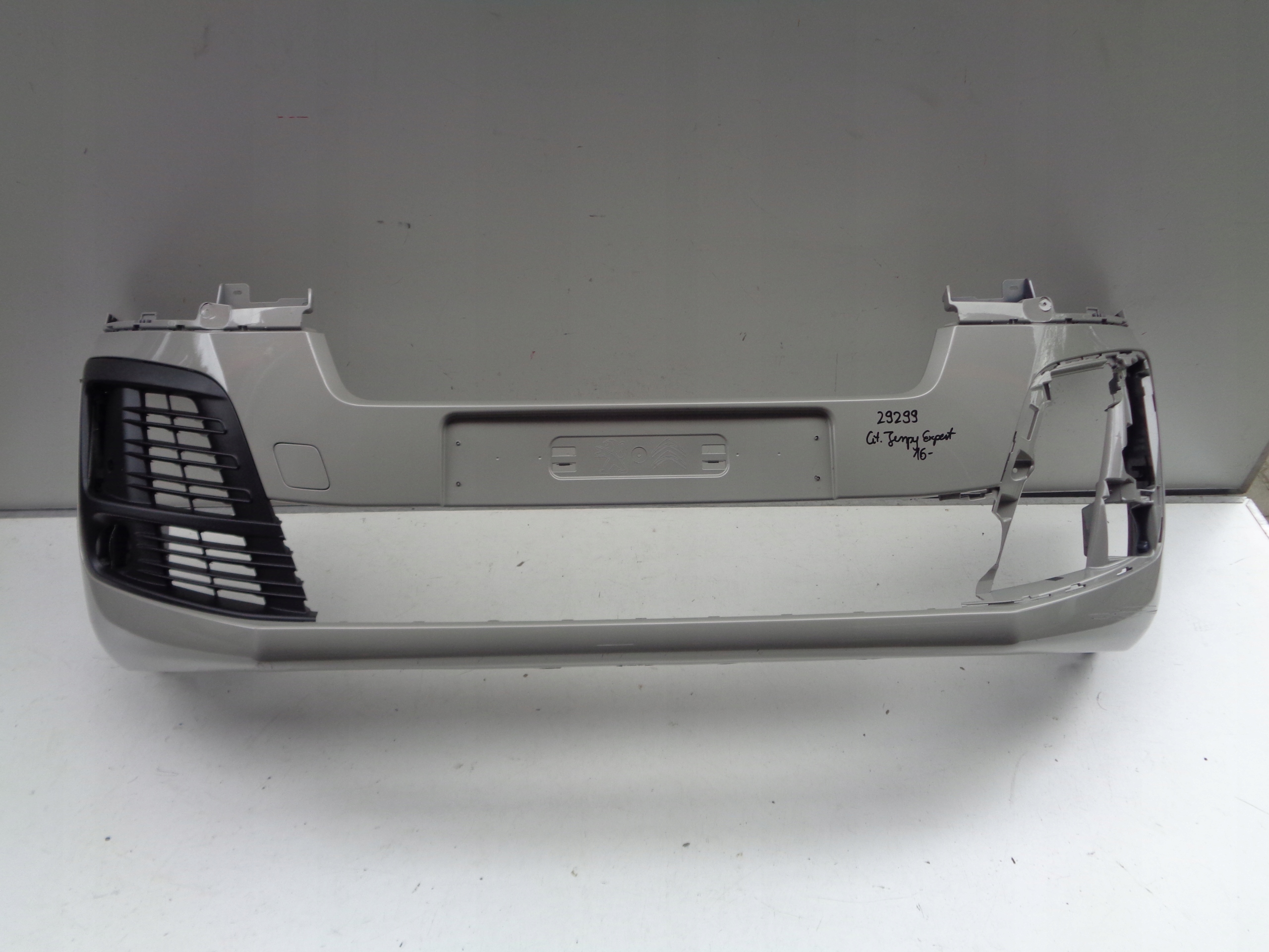 front bumper CITROEN JUMPY EXPERT 16- NR 29299