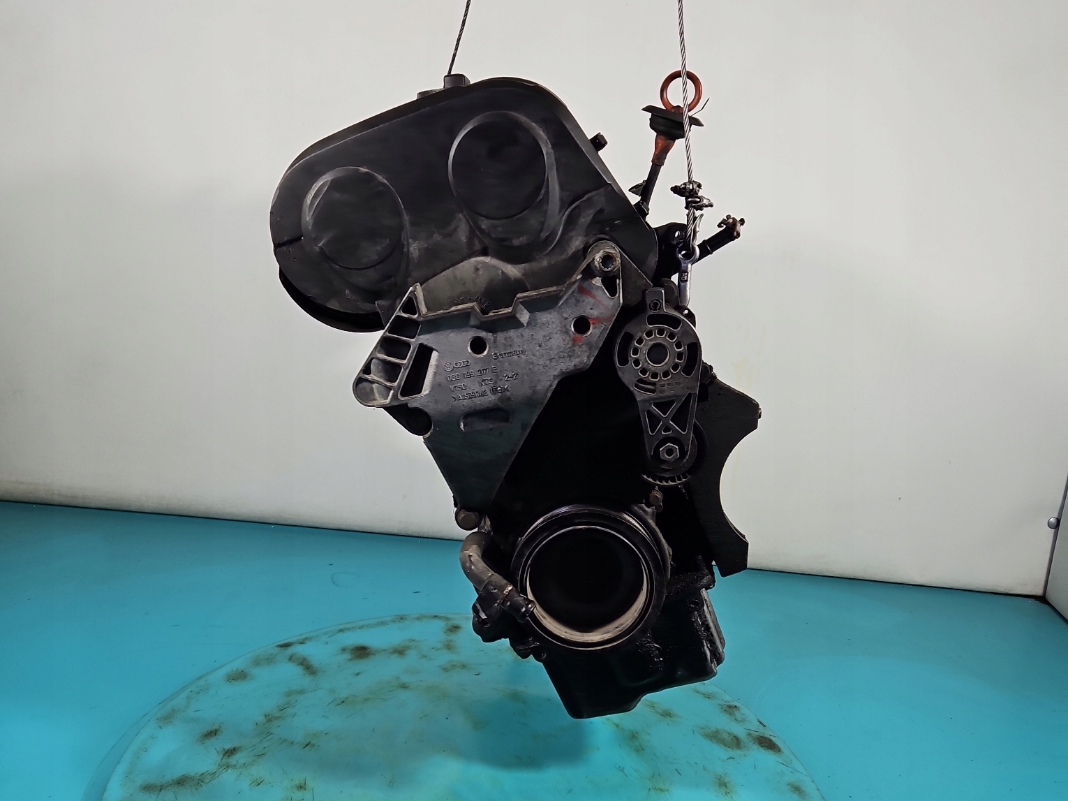 Двигатель vw Touran I 2.0 tdi