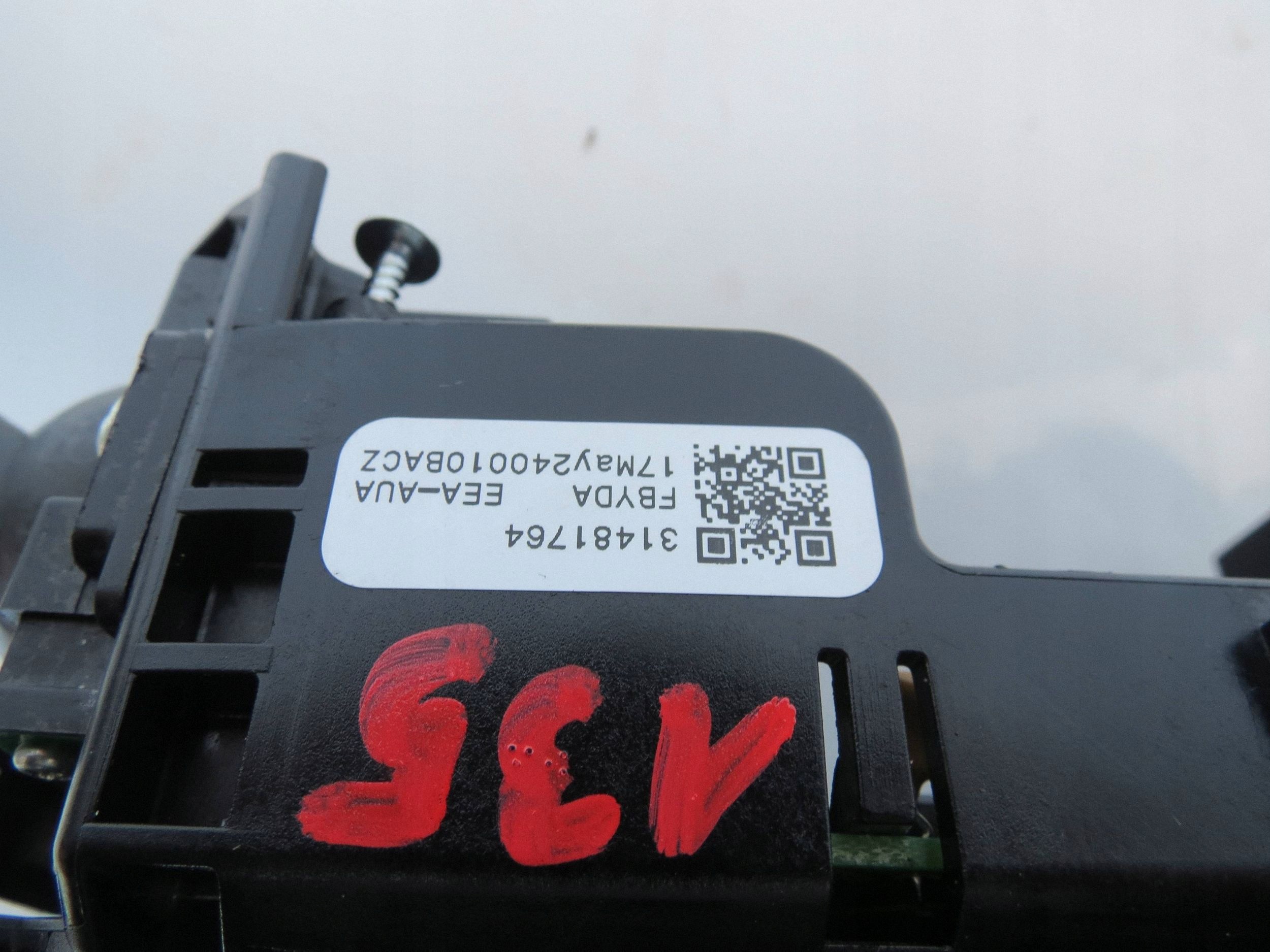 DEVIO LUCI TERGICRISTALLO TERGI MANETKA VOLVO V60 31481764