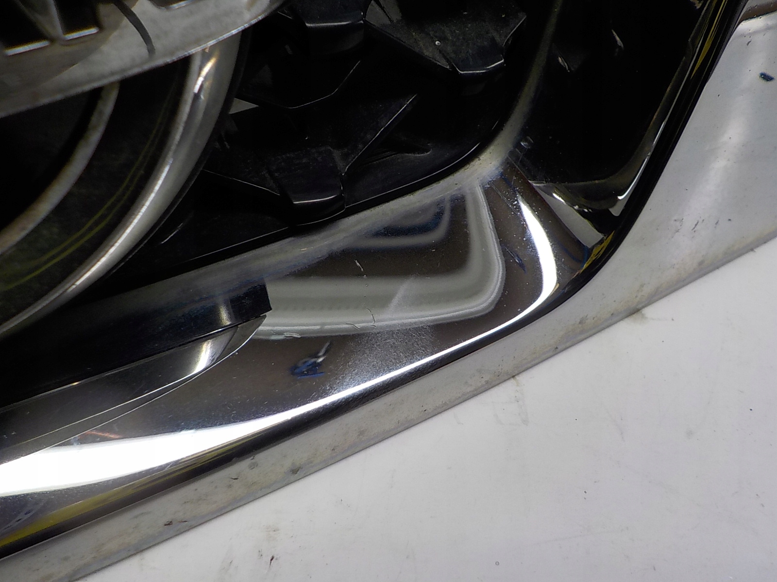NISSAN X-TRAIL T31 XTRAIL grill grille radiator