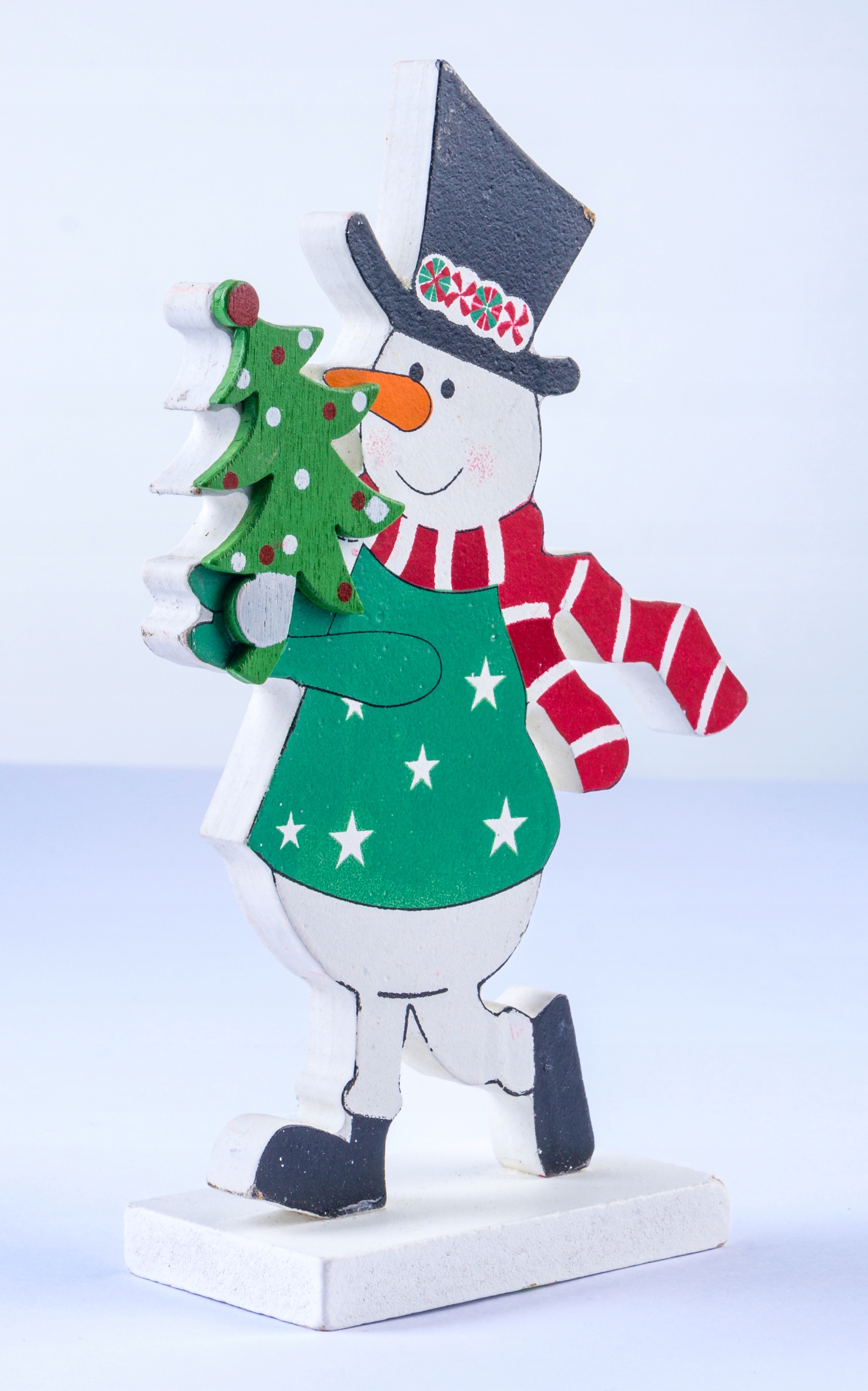 BAŁWANEK Z CHOINKĄ 16 cm FIGURKA DREWNIANA DEKORACJA OZDOBA ŚWIĄTECZNA EAN (GTIN) 8719987350559