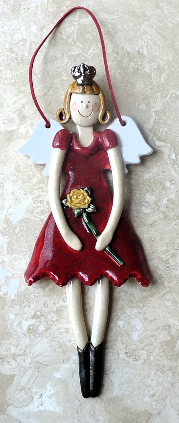 Keramická figurka Anděl Červený Dívka Princezna Dárek 22 cm