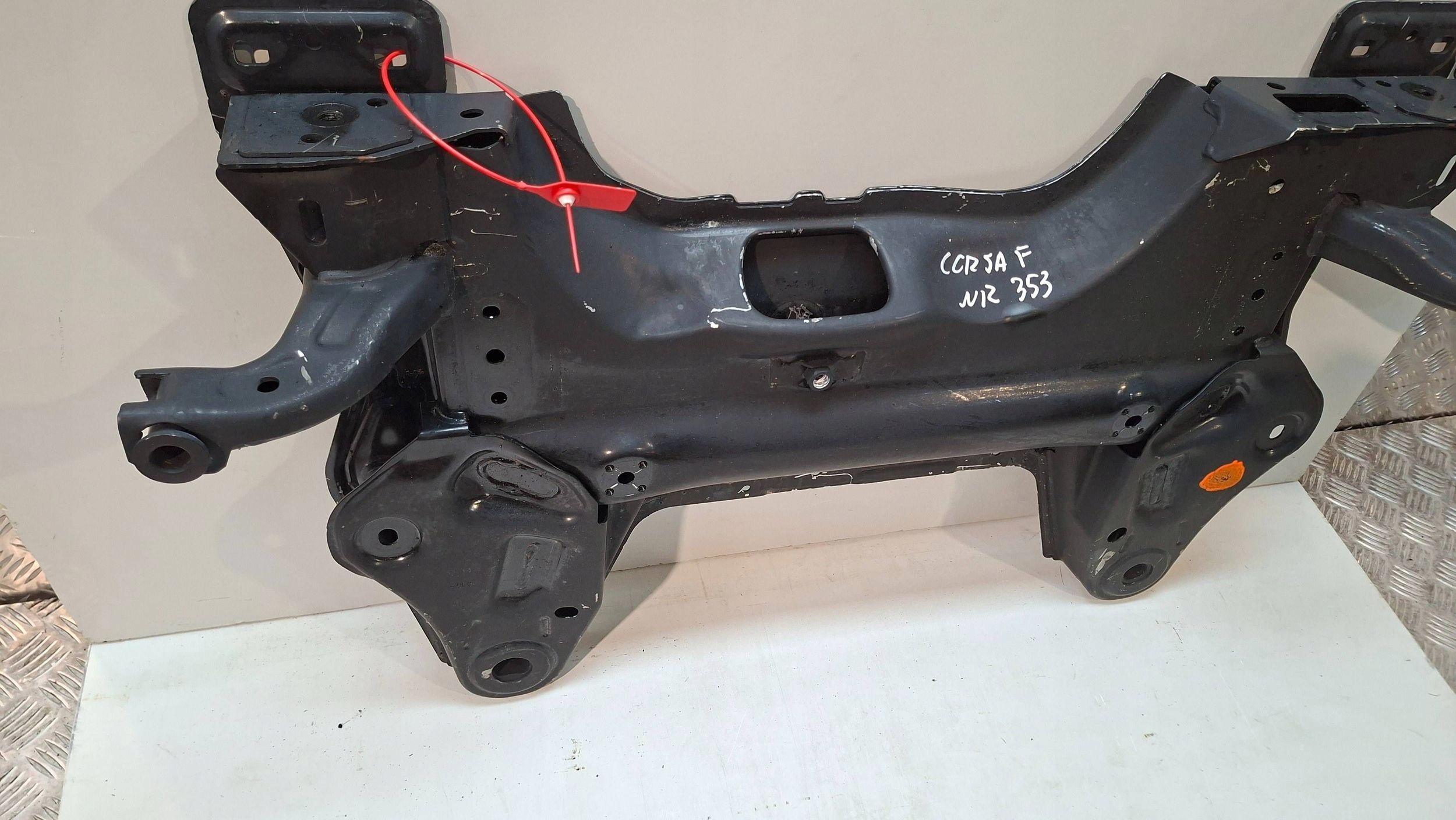 most prednja OPEL E CORSA F E208 II 2019
