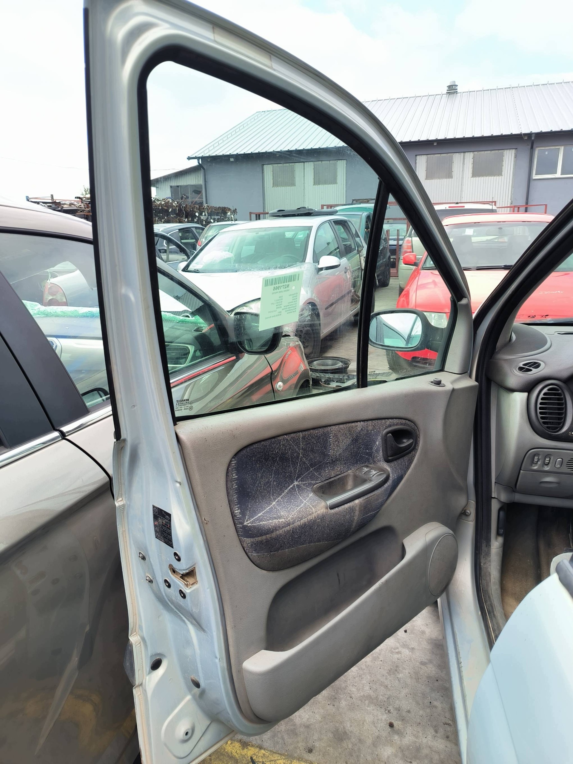 door left front RENAULT SCENIC and LIFT