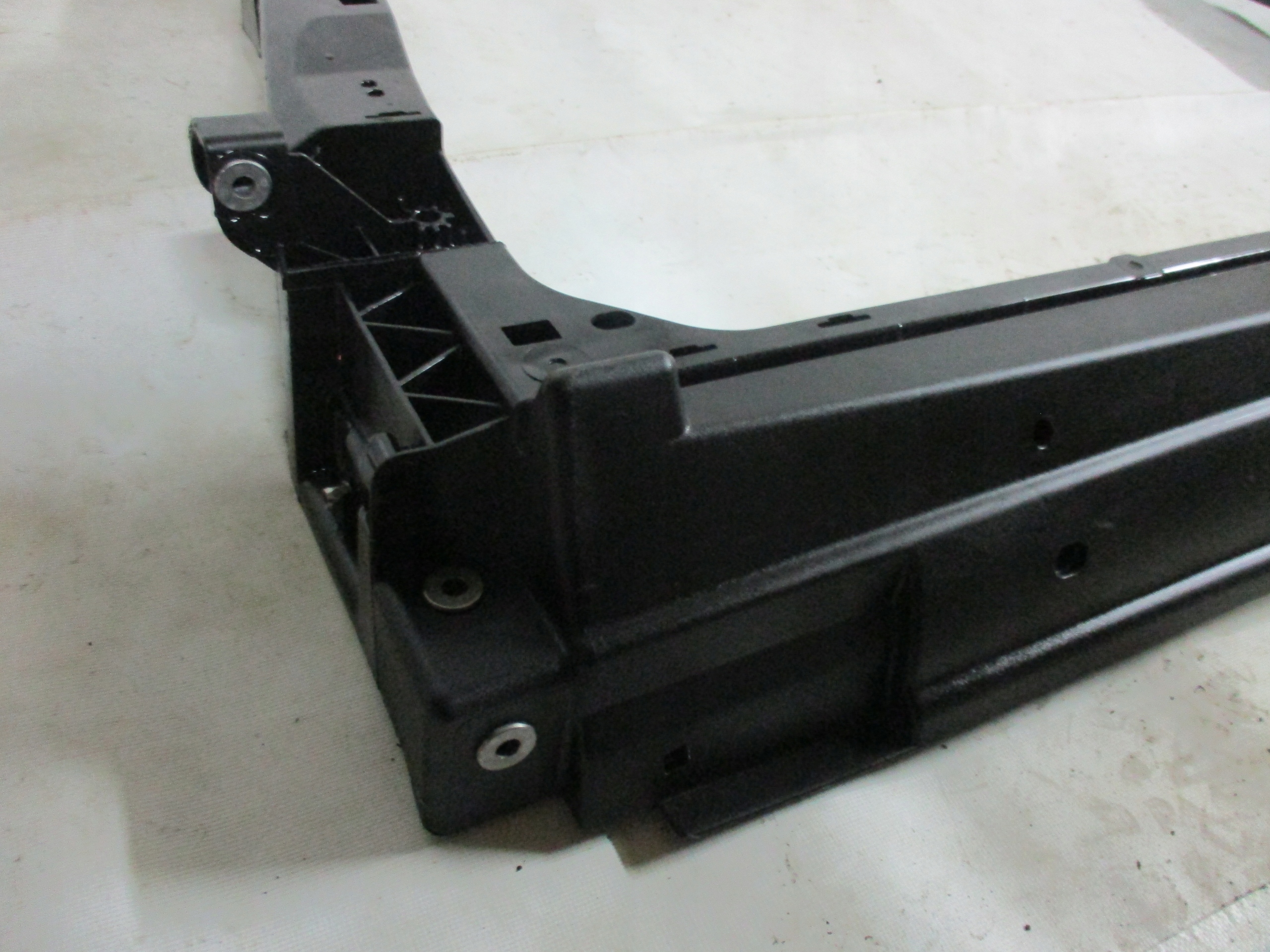 support panel for radiators pillar Man TGA VW Crafter 7C 17r