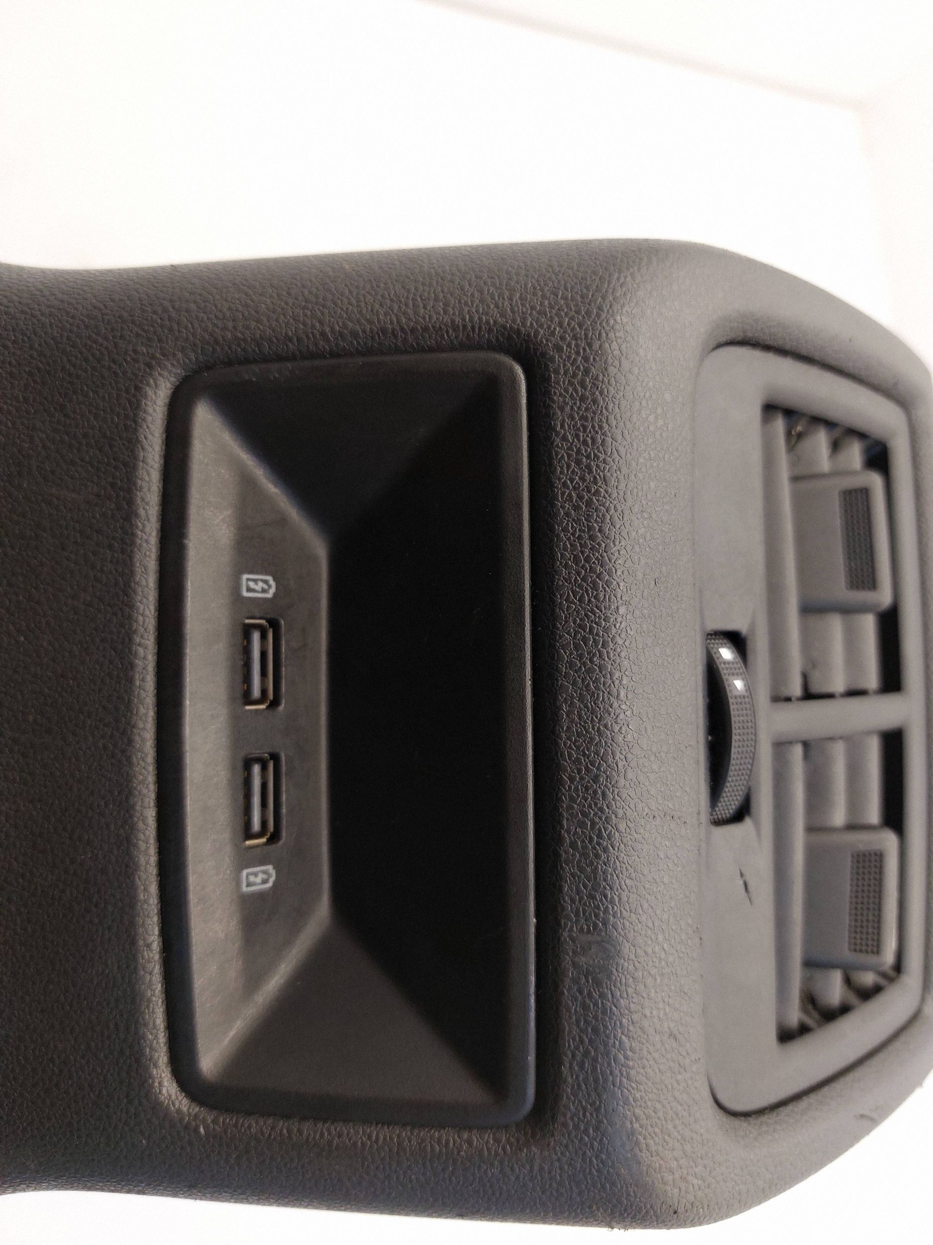 SEAT LEON III 5F armrest TUNEL central leather 5F0863243A