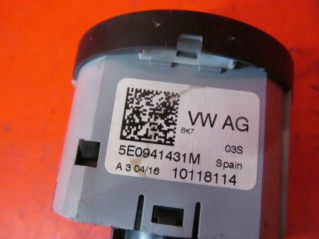 Skoda RAPID NH3 NH 5JA OCTAVIA III PANEL light switch 5E0941431M