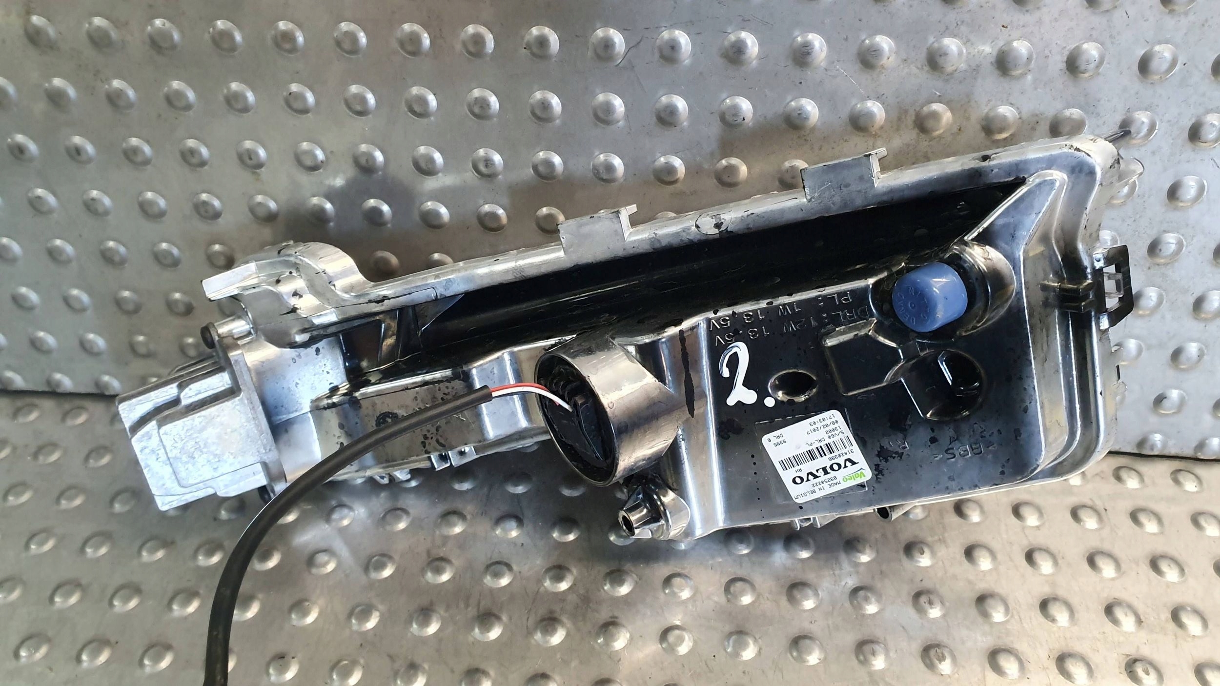 Nebelscheinwerfer rechts VOLVO V60 LIFT 13- 89250222