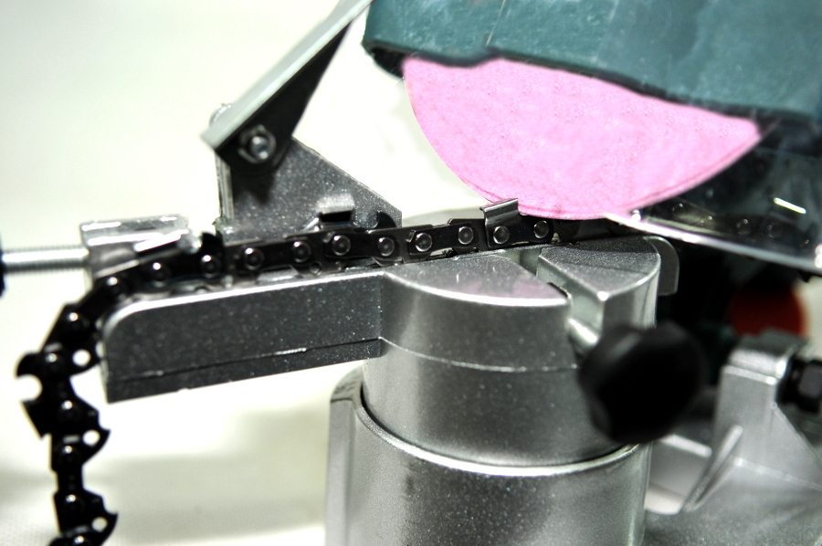 BASS POLSKA OSTRZAŁKA DO OSTRZENIA ŁAŃCUCHÓW PIŁ + Maksymalna moc 250 W