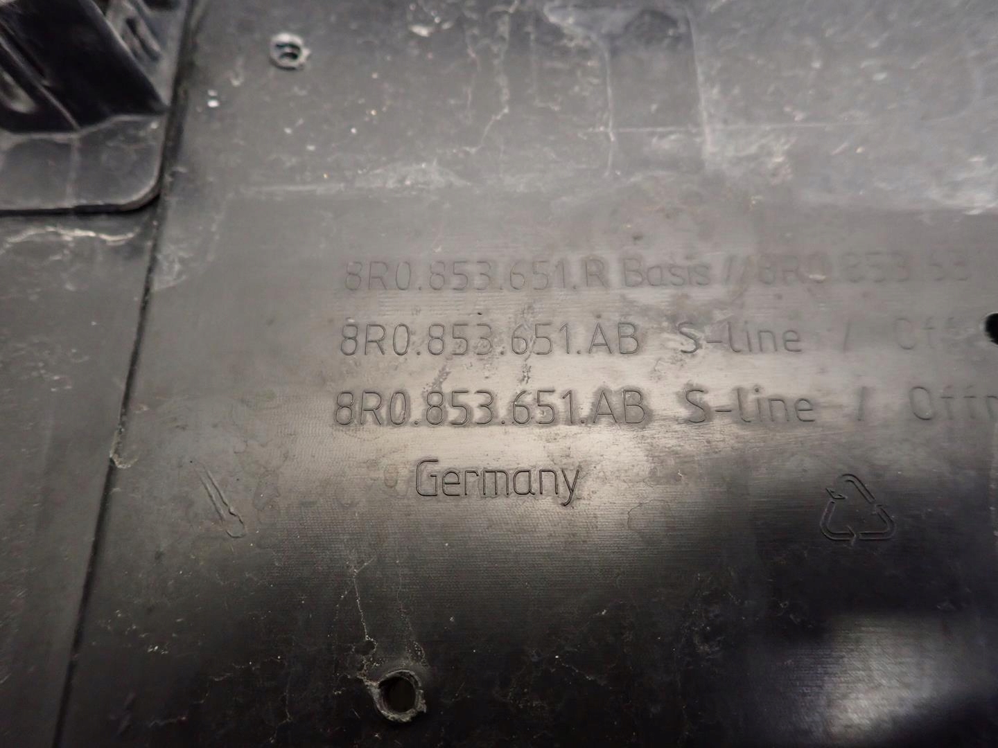 Grill AUDI Q5 LIFT S-LINE 2012-2016 8R0853651AB