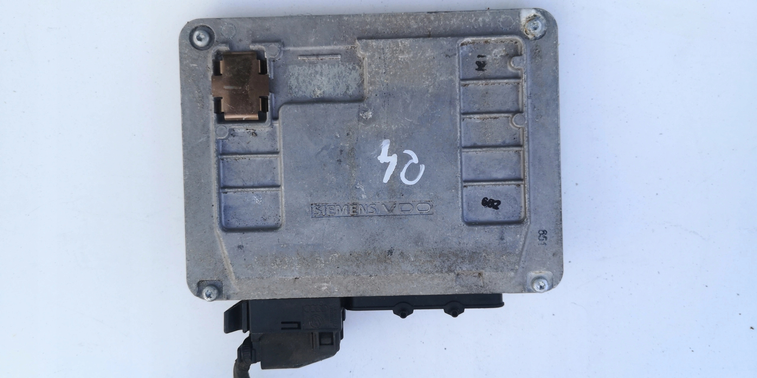 computer ECU VW FOX POLO 03D906023B 5WP40504