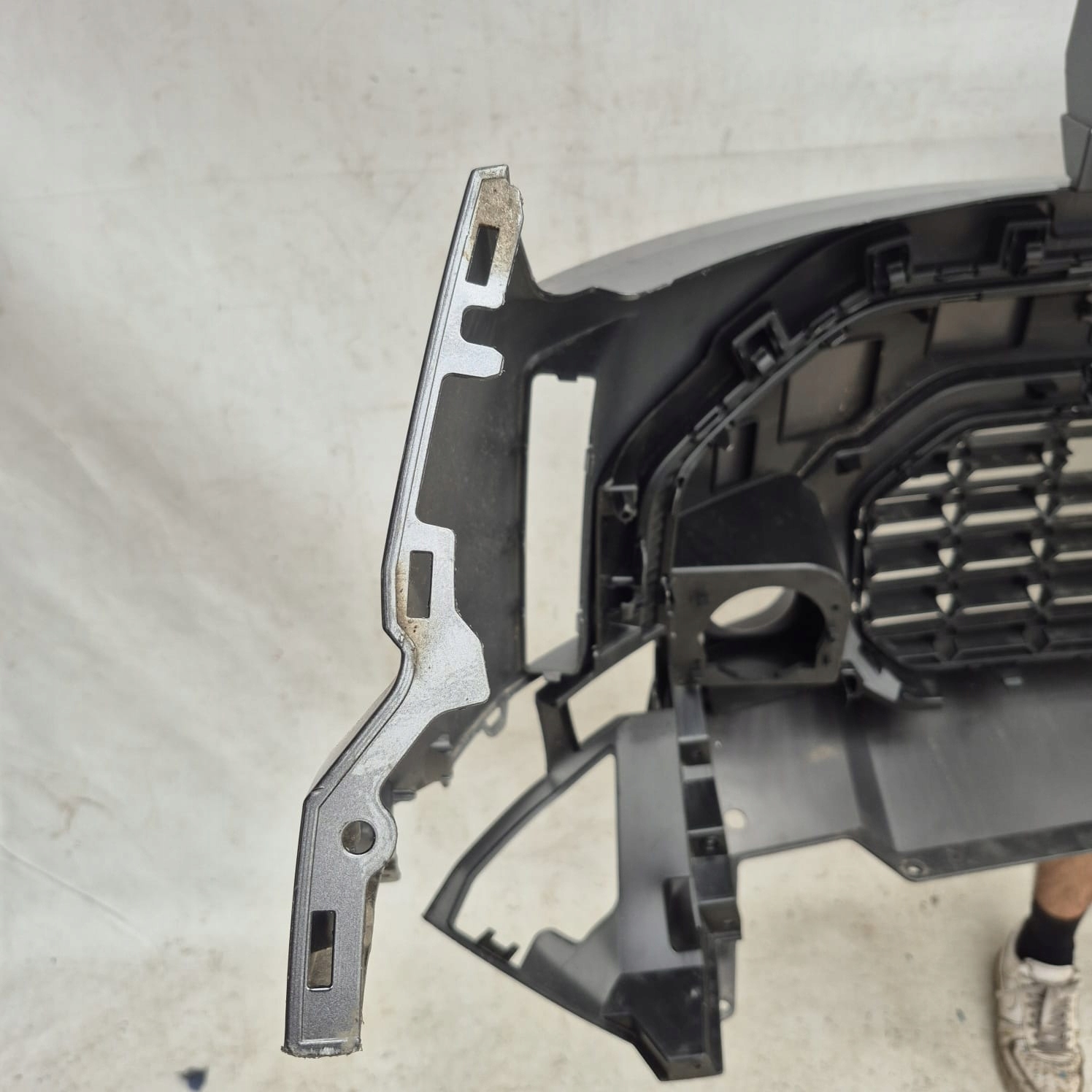 DACIA DUSTER III 3 24- bumper front front 620263520R