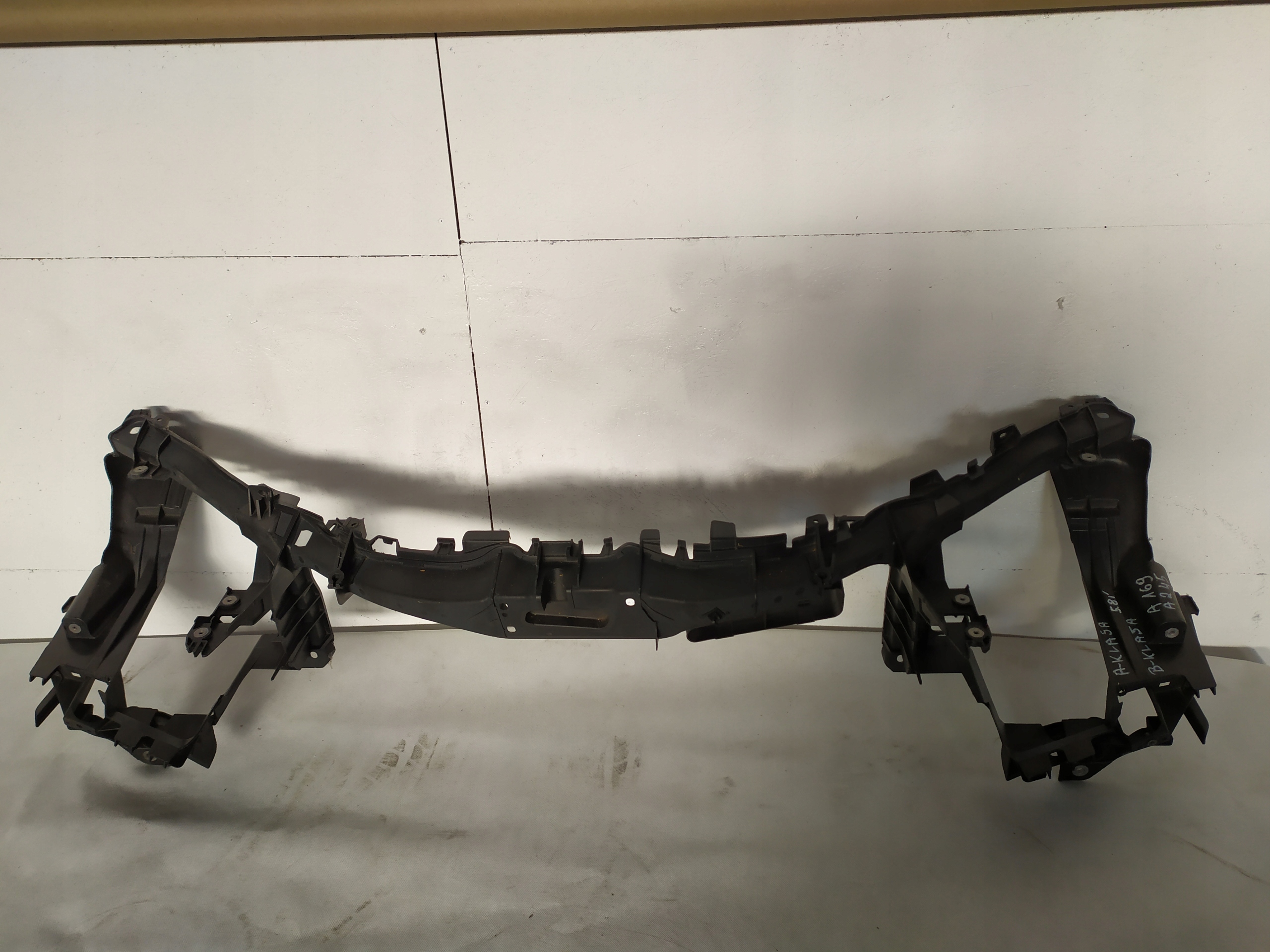 WZMOCNIENIE PAS PRZEDNI MERCEDES A-KLASA B-KLASA