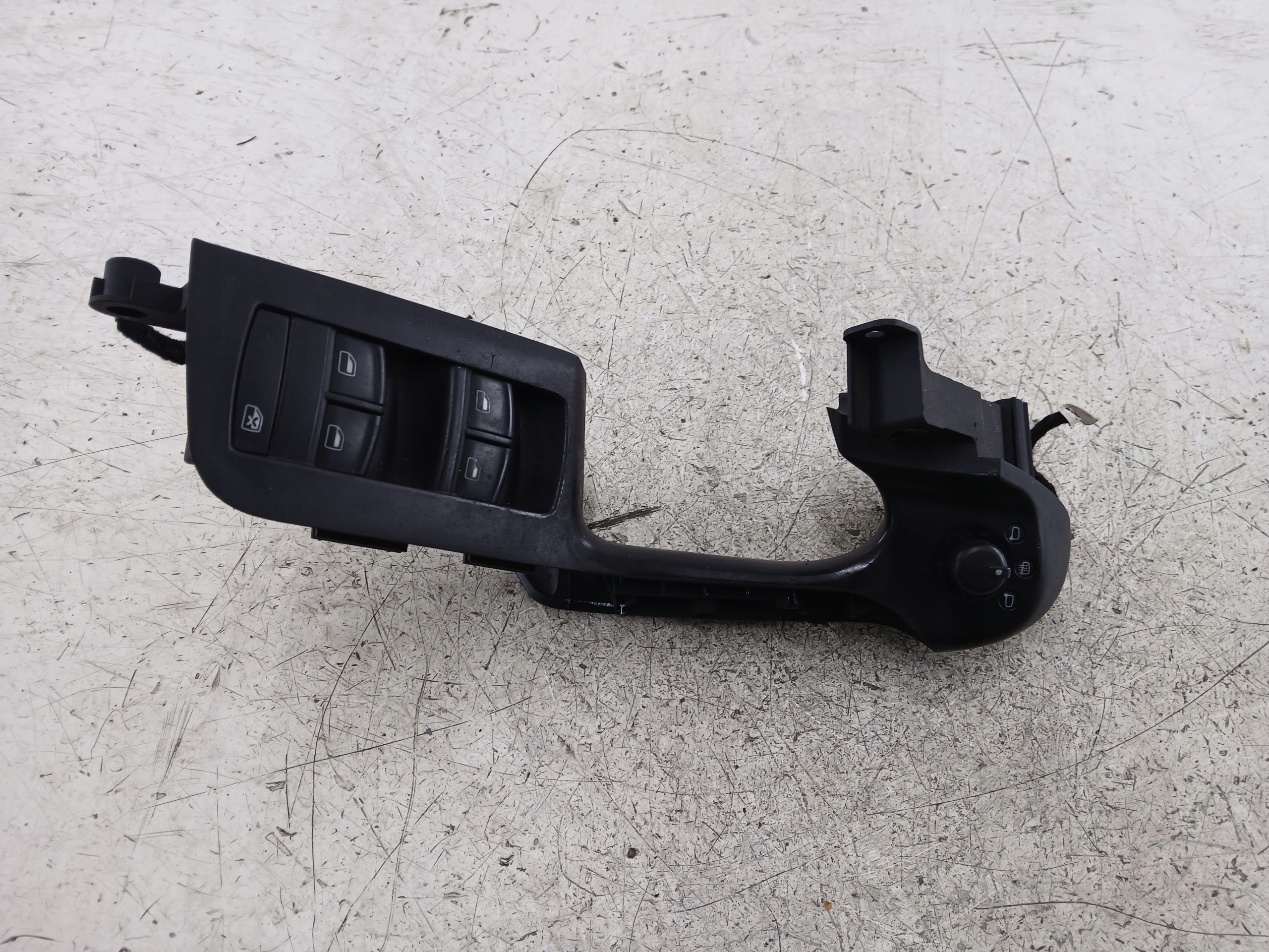 AUDI A6 C6 PANEL of the window left front 4 windows + handle armrest