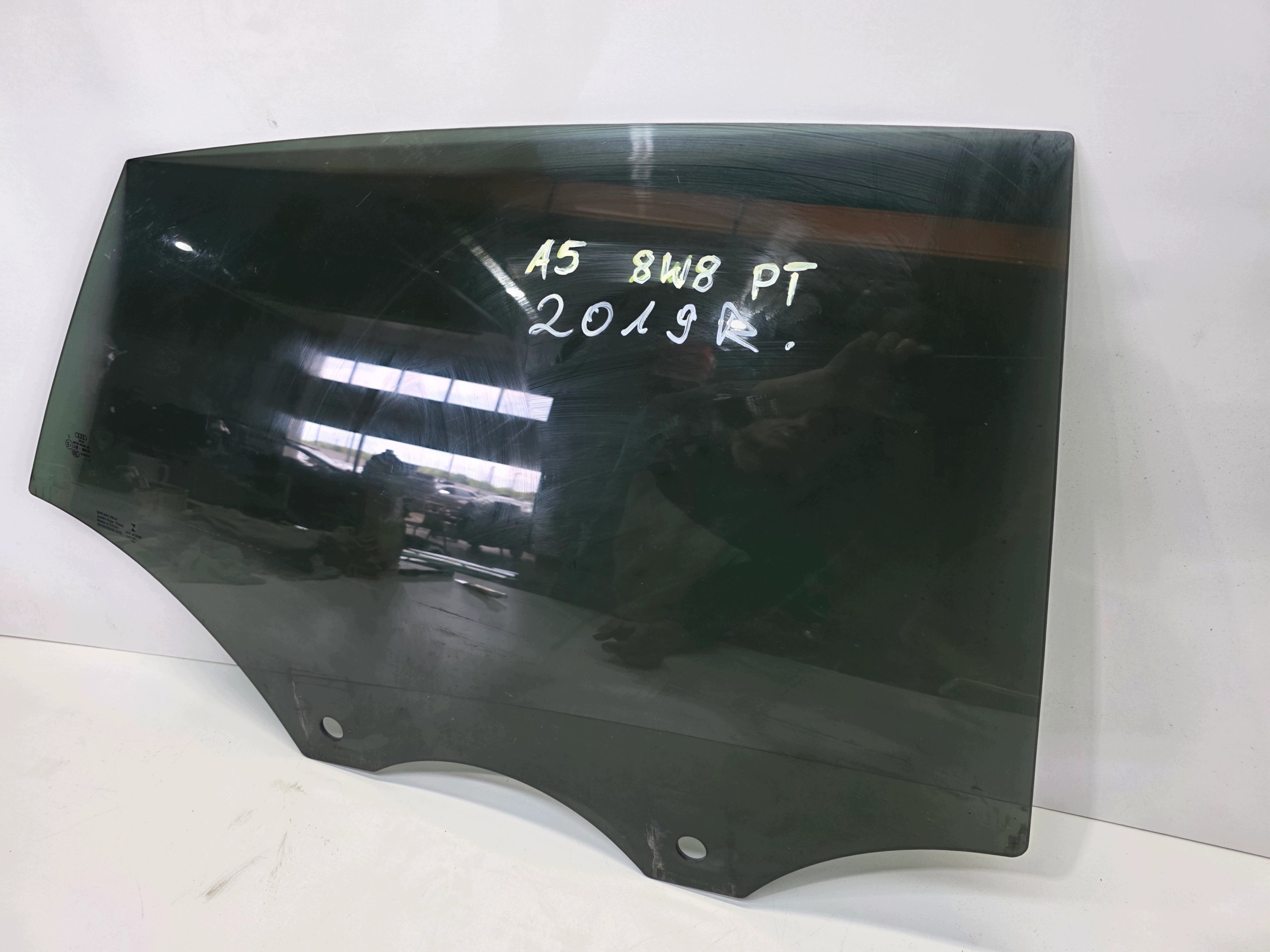 window side door right rear part AUDI A5 8W 8W8845206A 2019 ROK