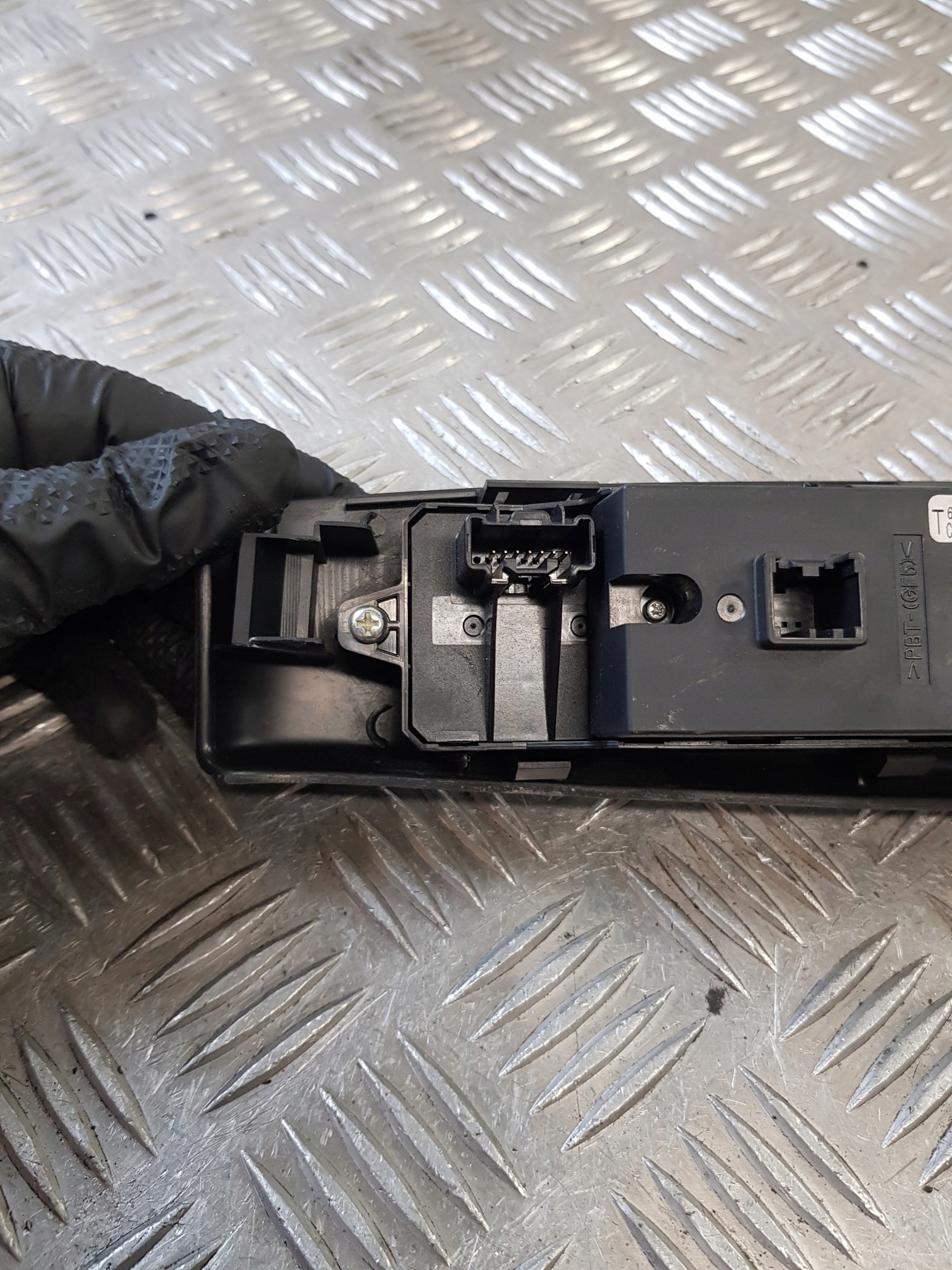 PANEL window control switch of mirrors CC64684L6D MAZDA 5
