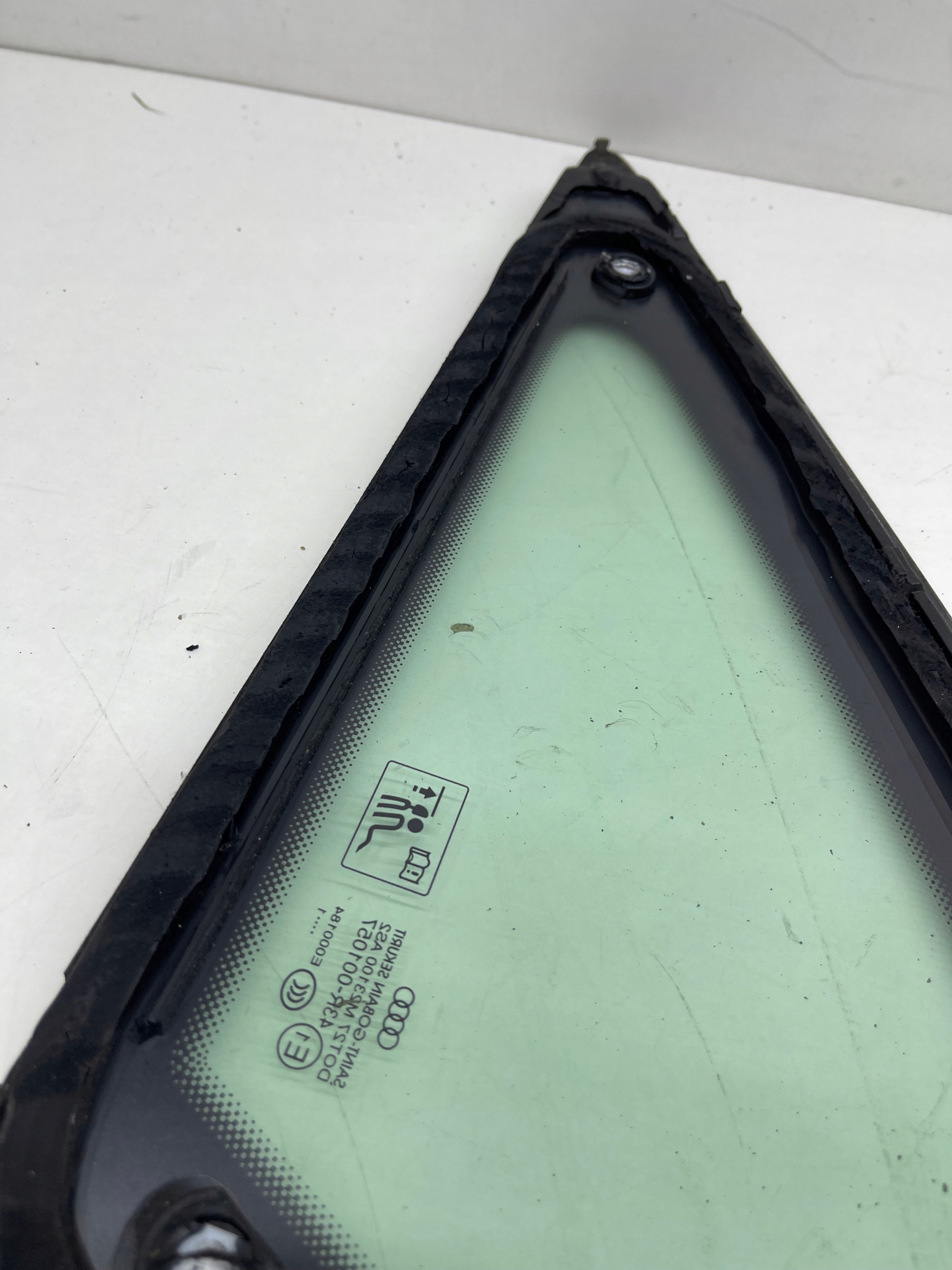 AUDI A6 C7 sedan window bodywork left rear part original!