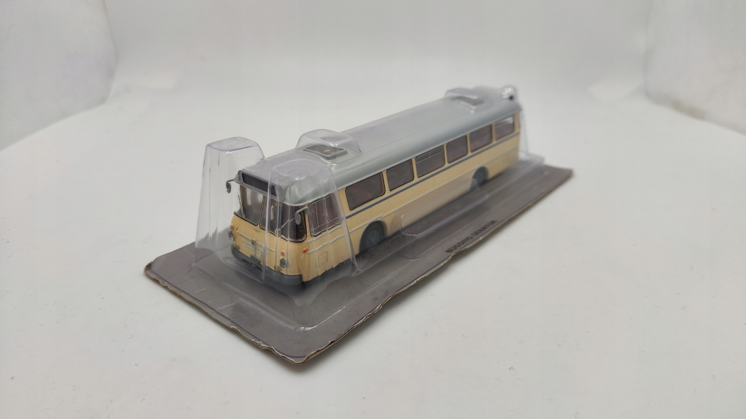 Bussing Senátor Kultovní Autobusy Prl 1:72