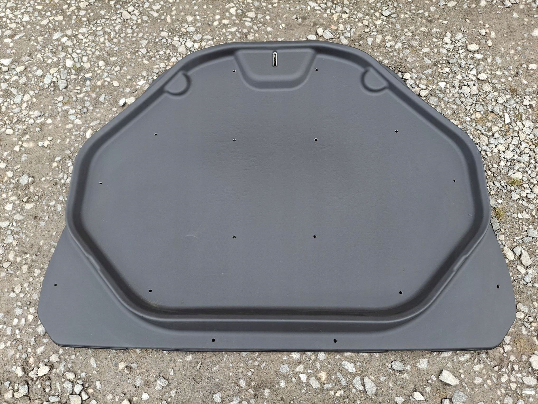 Insonorisation du capot TESLA MODEL S 2012R->